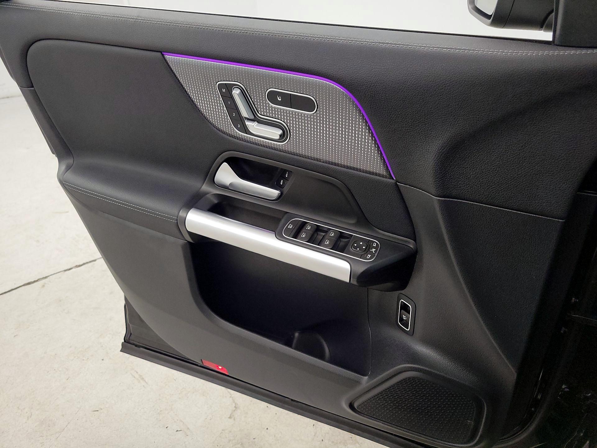 Thumbnail: 2023 Mercedes-Benz GLA - 12