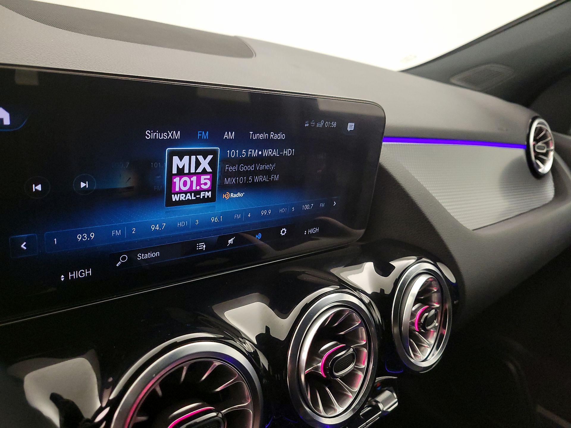 Thumbnail: 2023 Mercedes-Benz GLA - 15