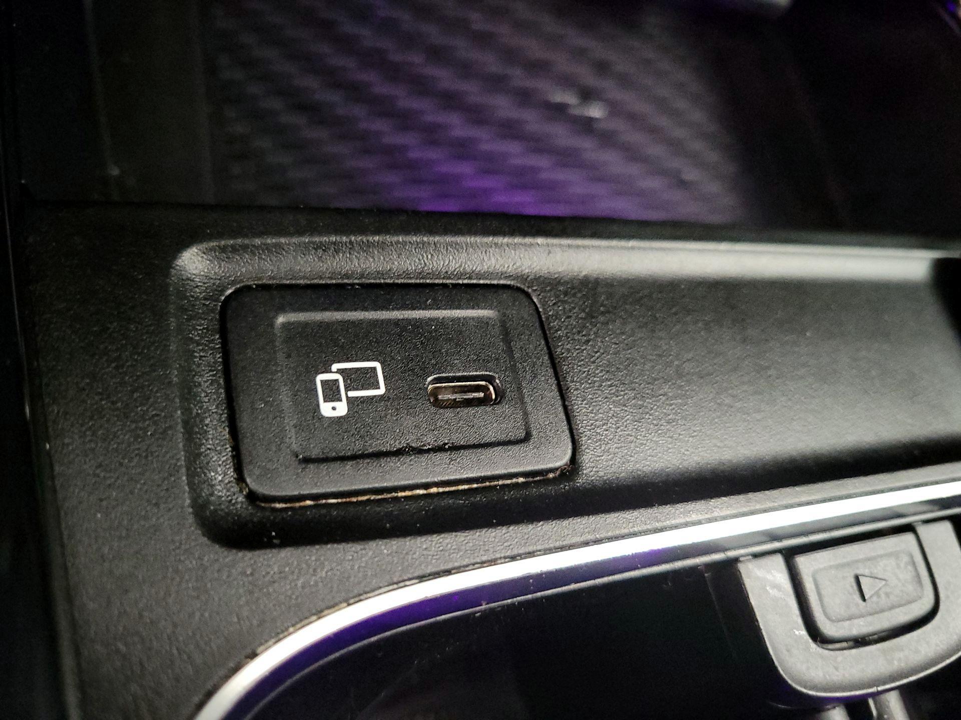 Thumbnail: 2023 Mercedes-Benz GLA - 18