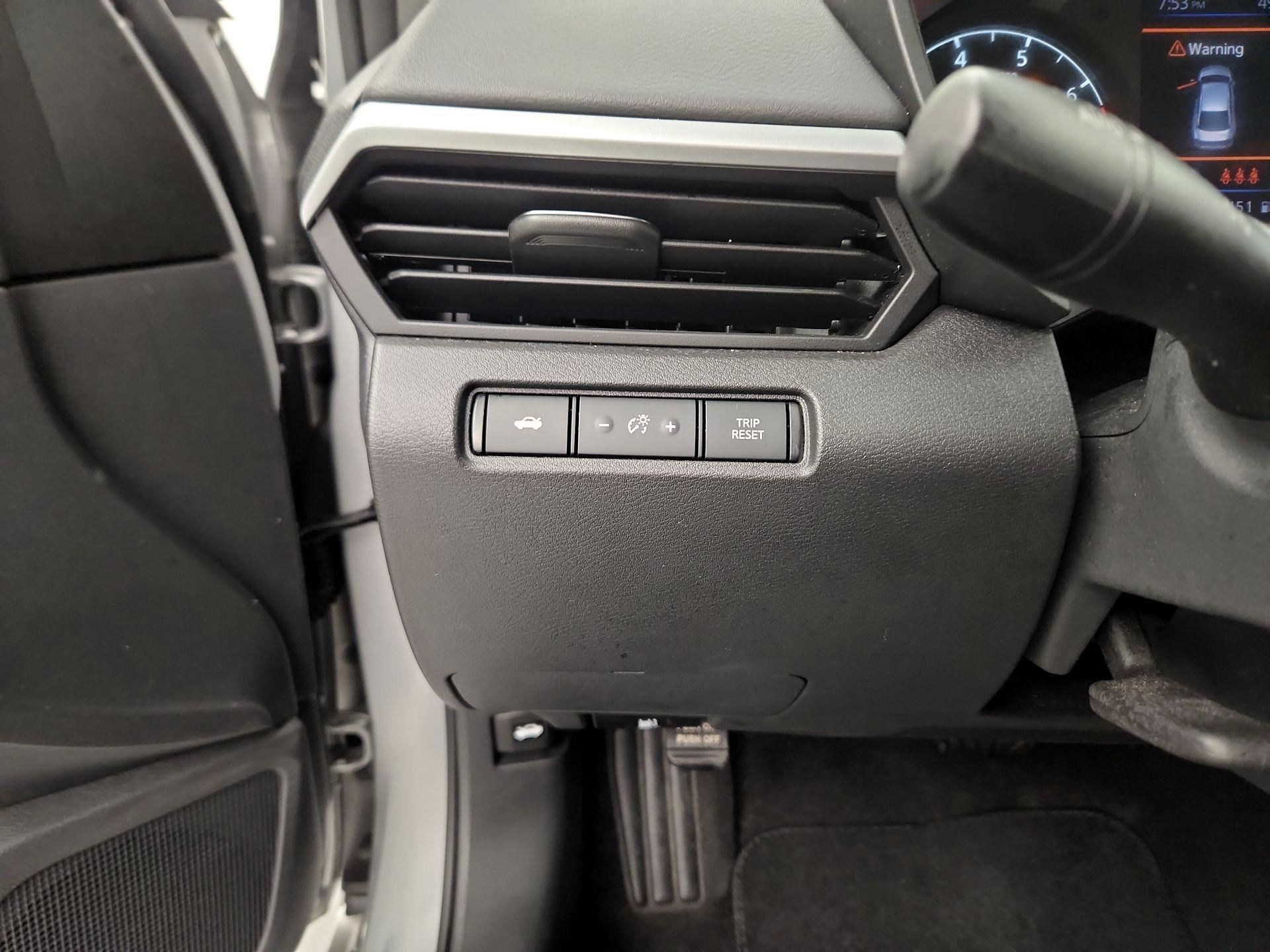 Thumbnail: 2023 Nissan Altima - 11