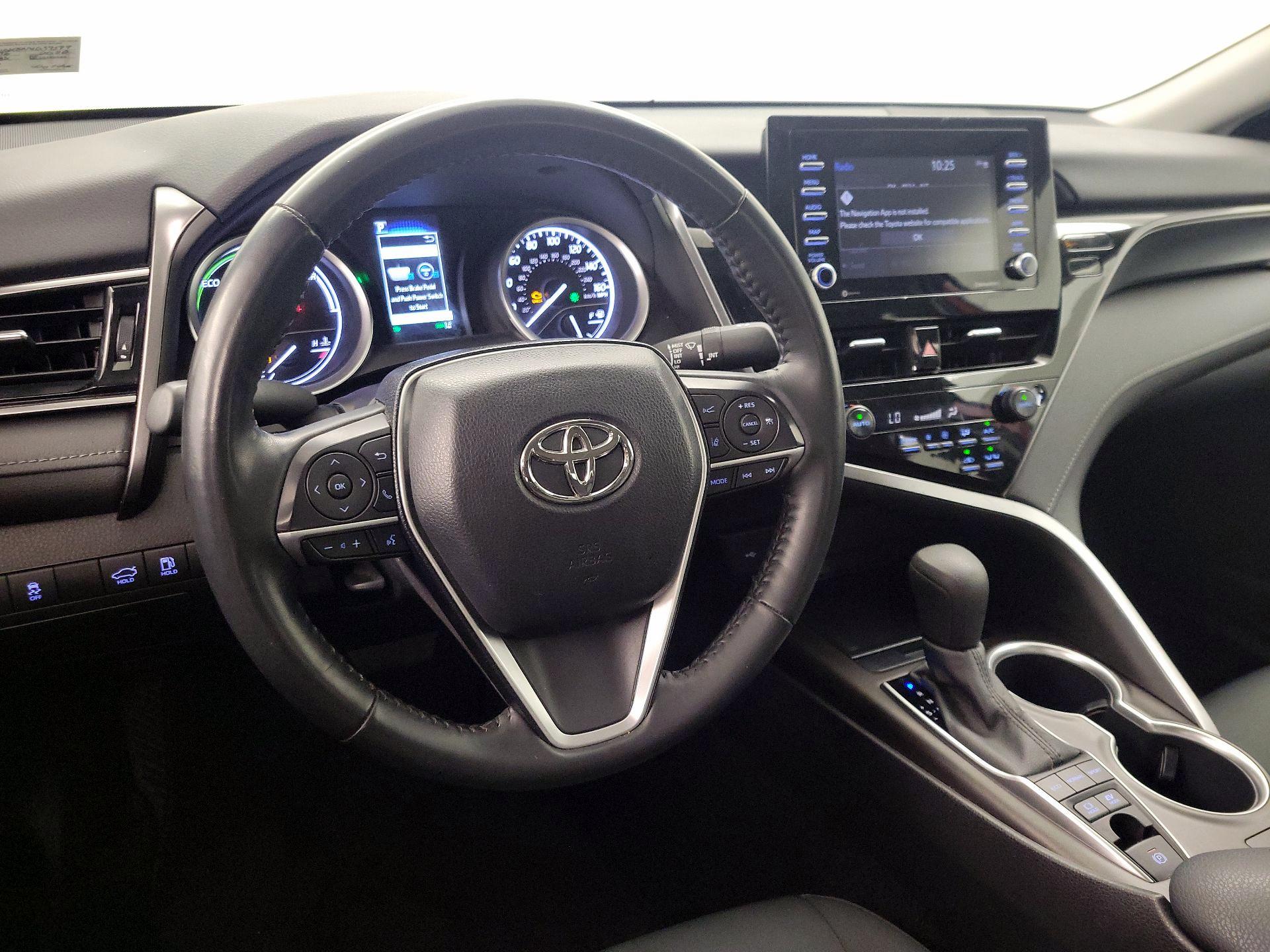 Thumbnail: 2022 Toyota Camry - 9