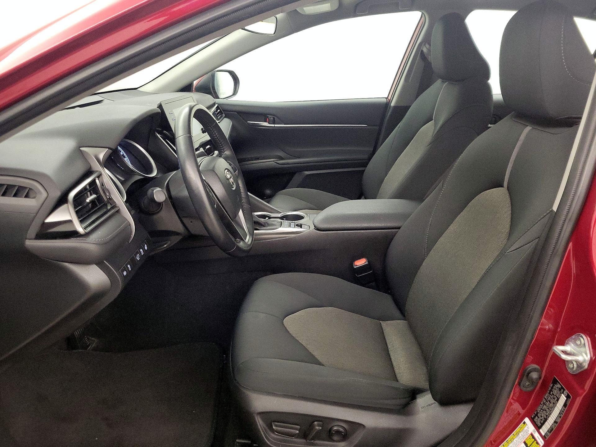 Thumbnail: 2022 Toyota Camry - 11