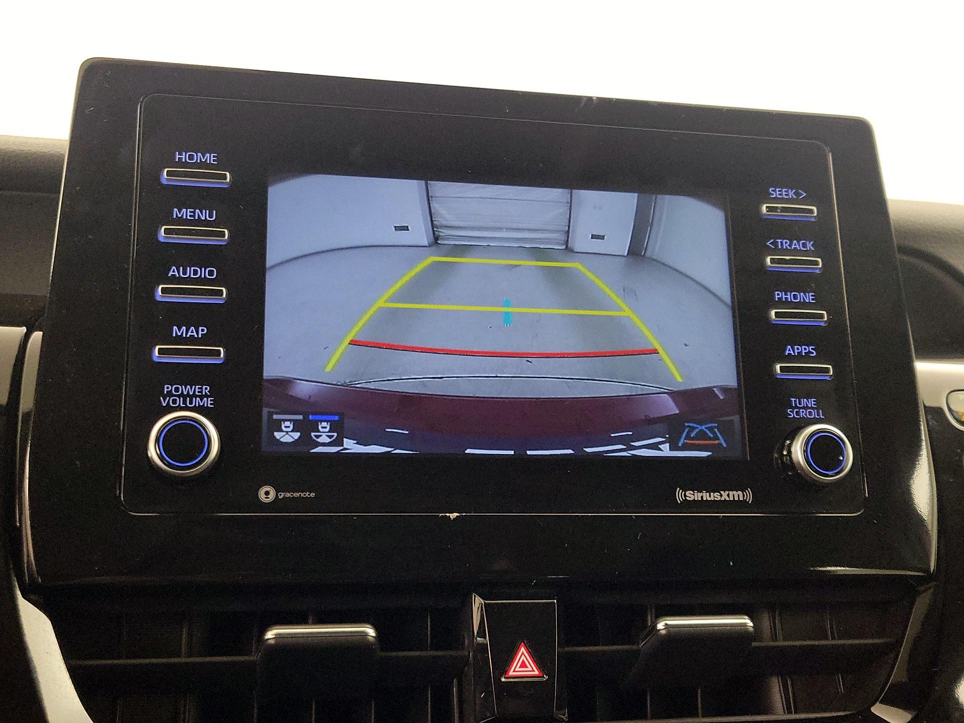 Thumbnail: 2022 Toyota Camry - 14