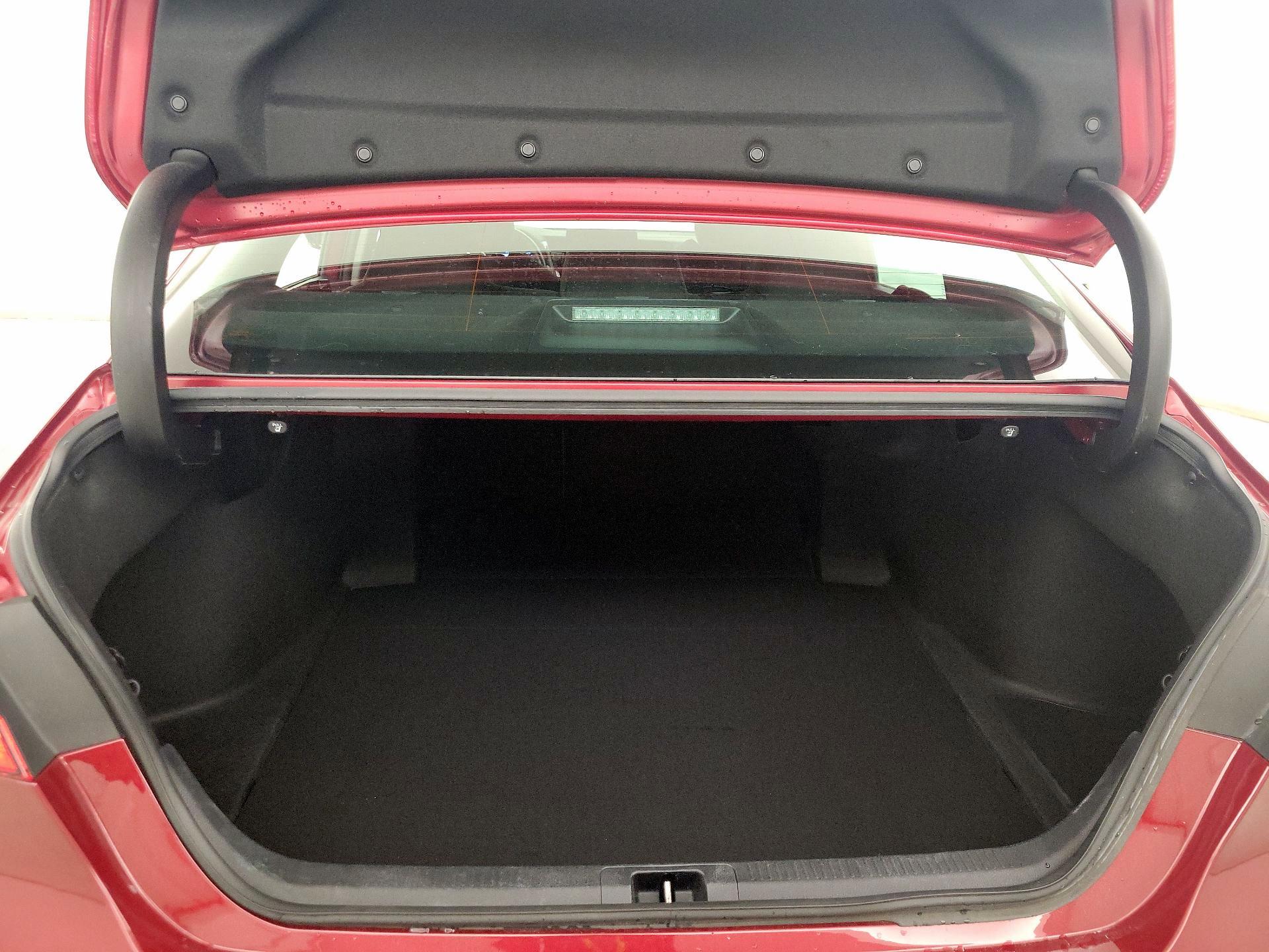 Thumbnail: 2022 Toyota Camry - 20