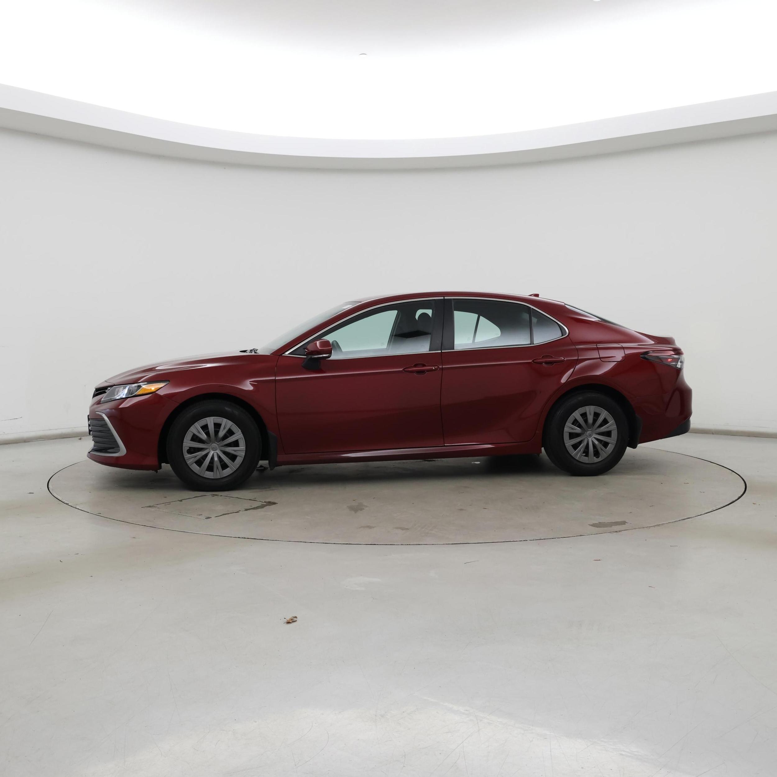 Thumbnail: 2022 Toyota Camry - 3