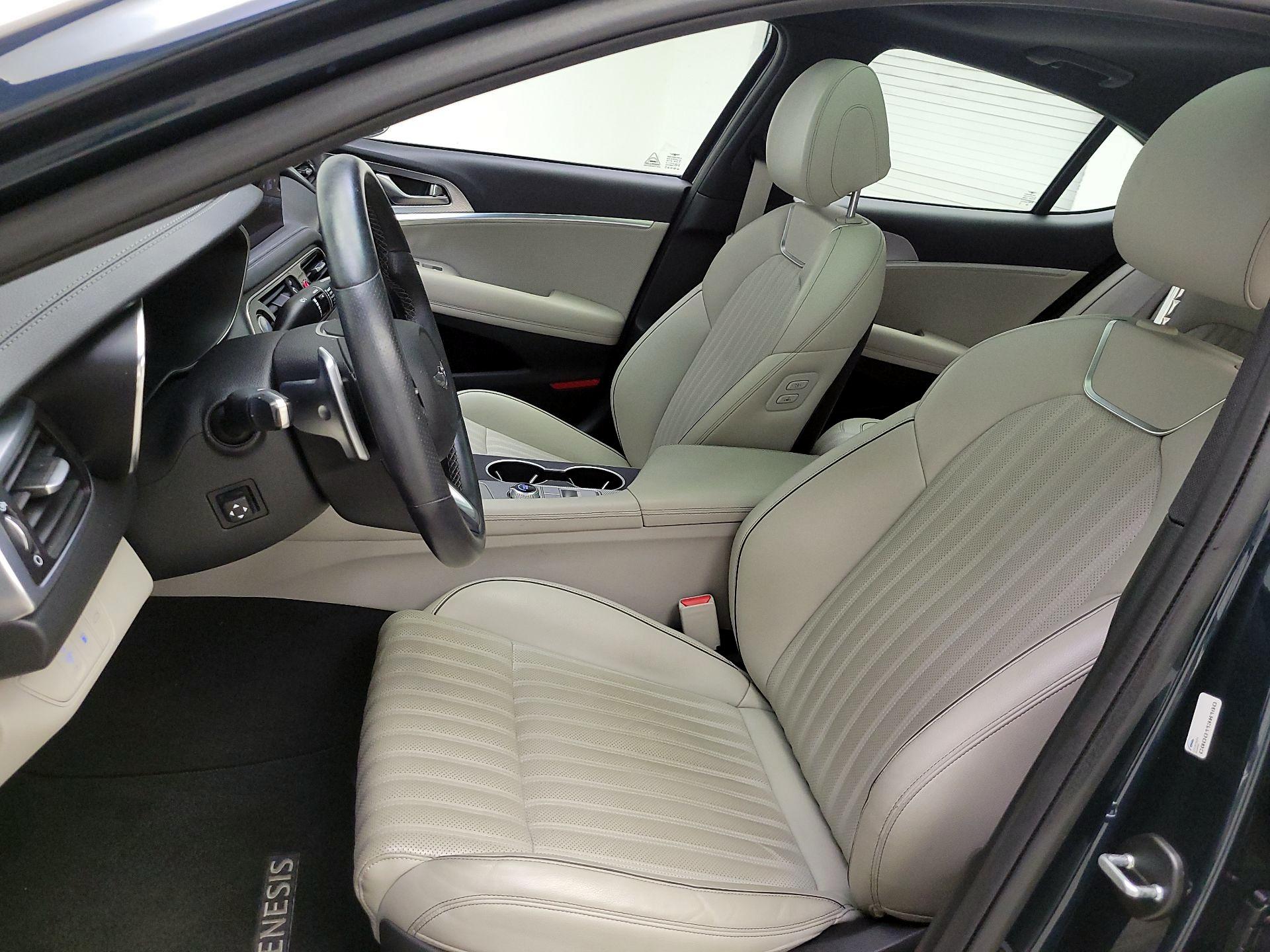 Thumbnail: 2022 Genesis G70 - 11