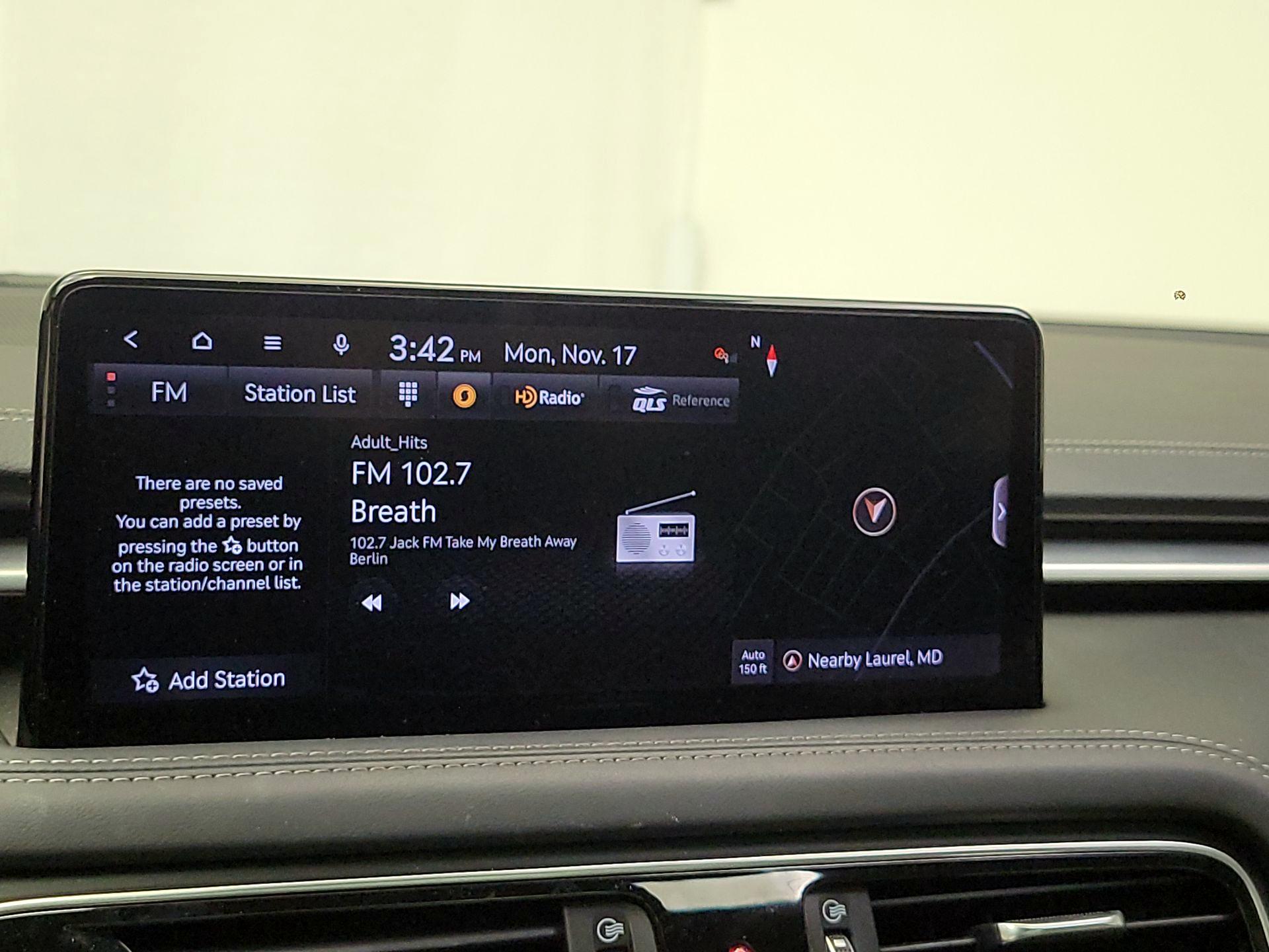 Thumbnail: 2022 Genesis G70 - 16