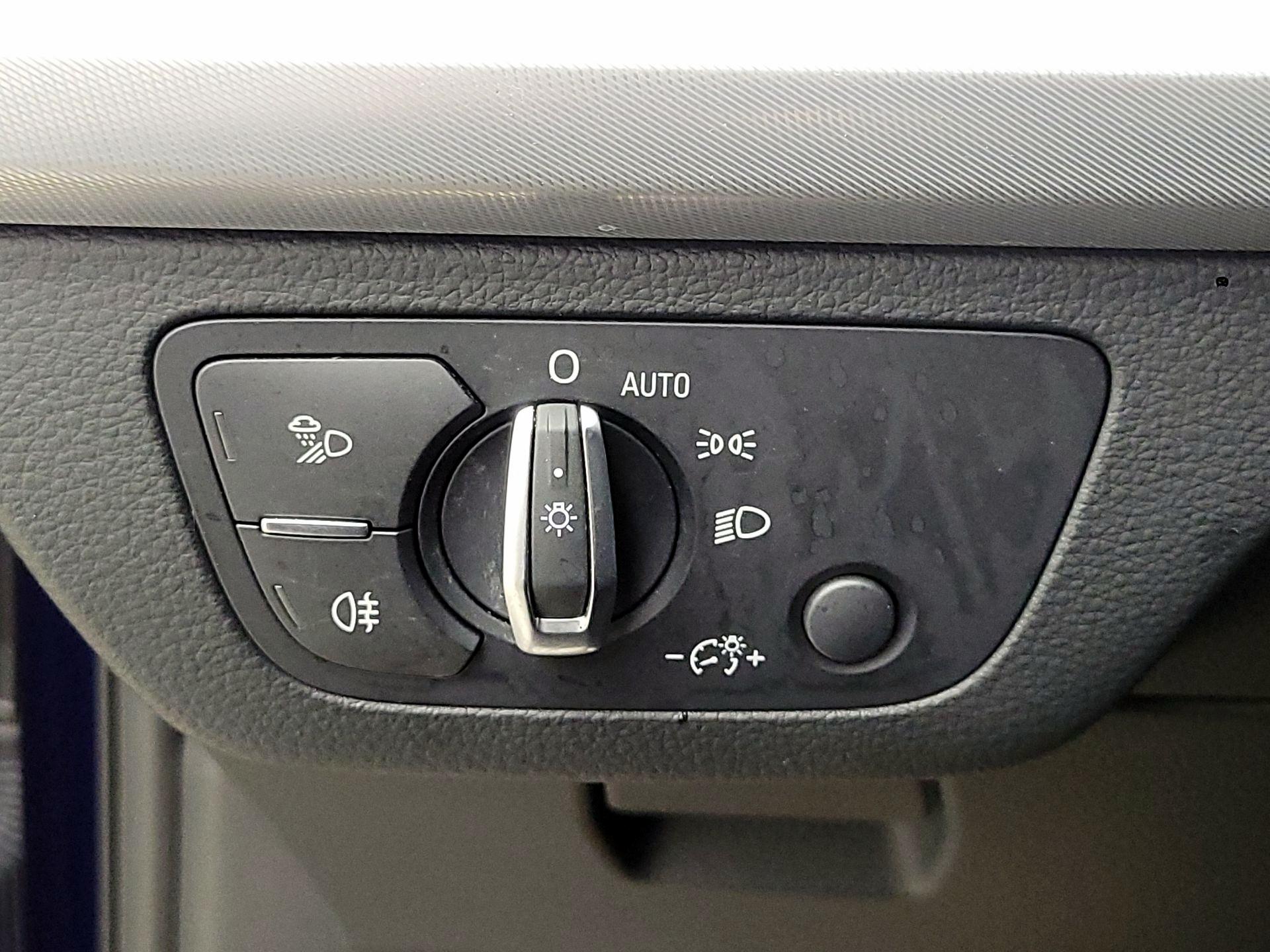 Thumbnail: 2020 Audi Q5 - 13