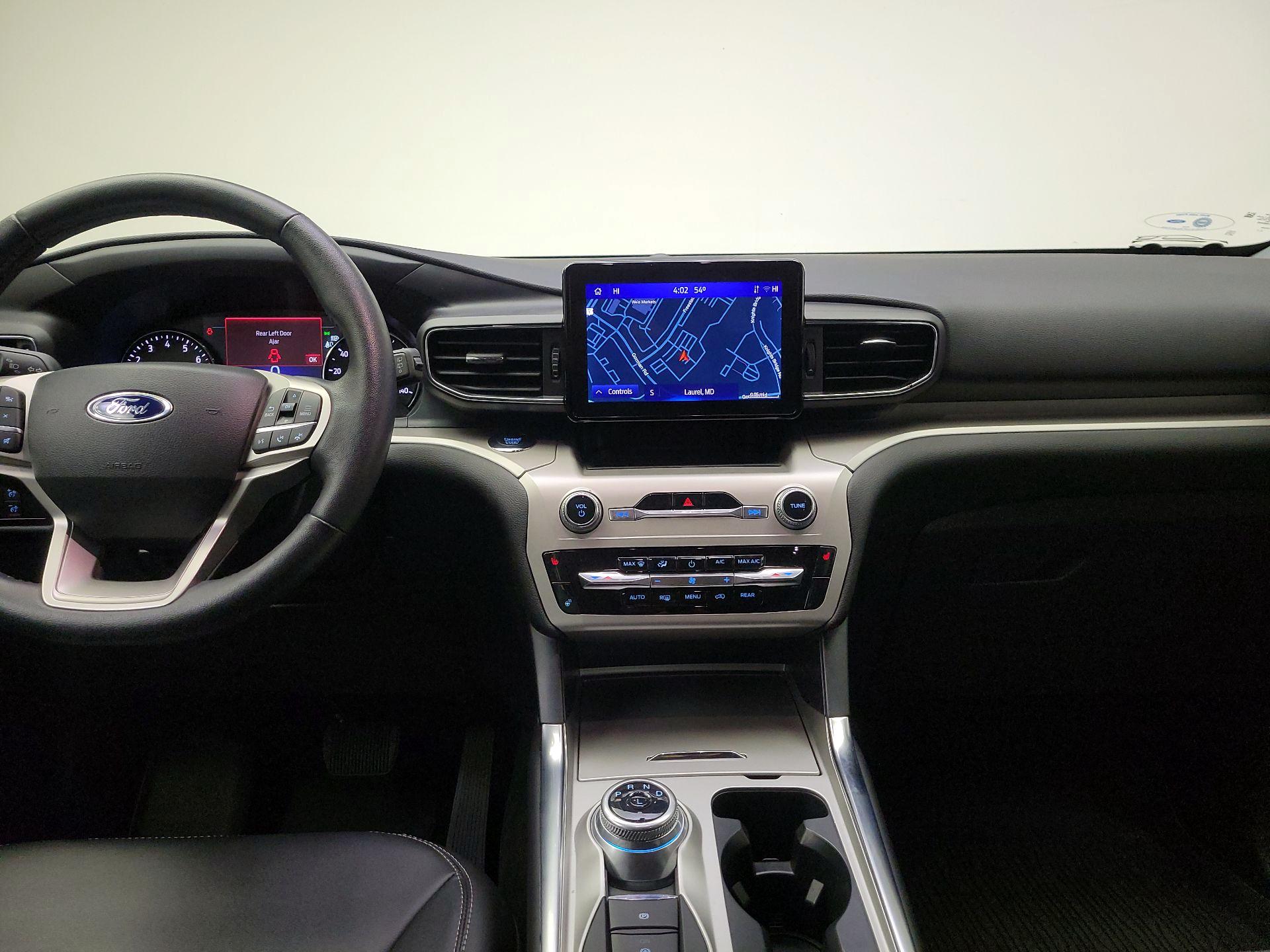 Thumbnail: 2022 Ford Explorer - 9