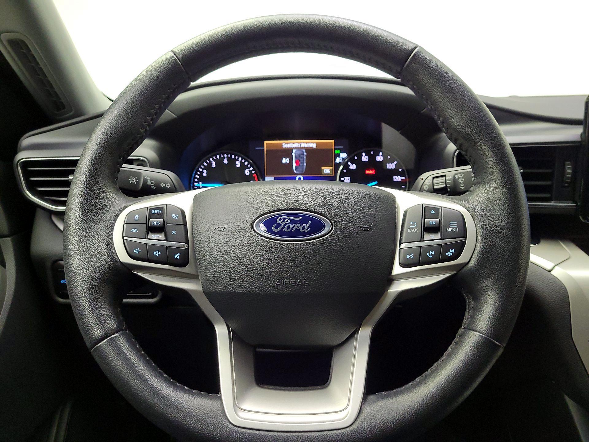 Thumbnail: 2022 Ford Explorer - 10