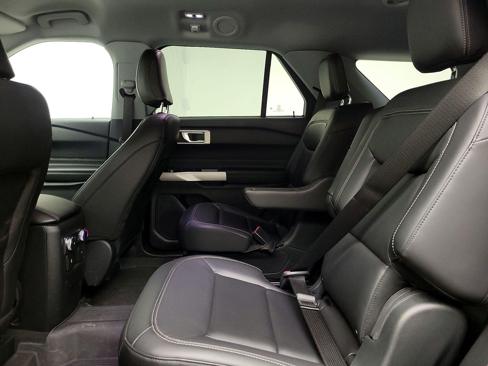 Thumbnail: 2022 Ford Explorer - 20