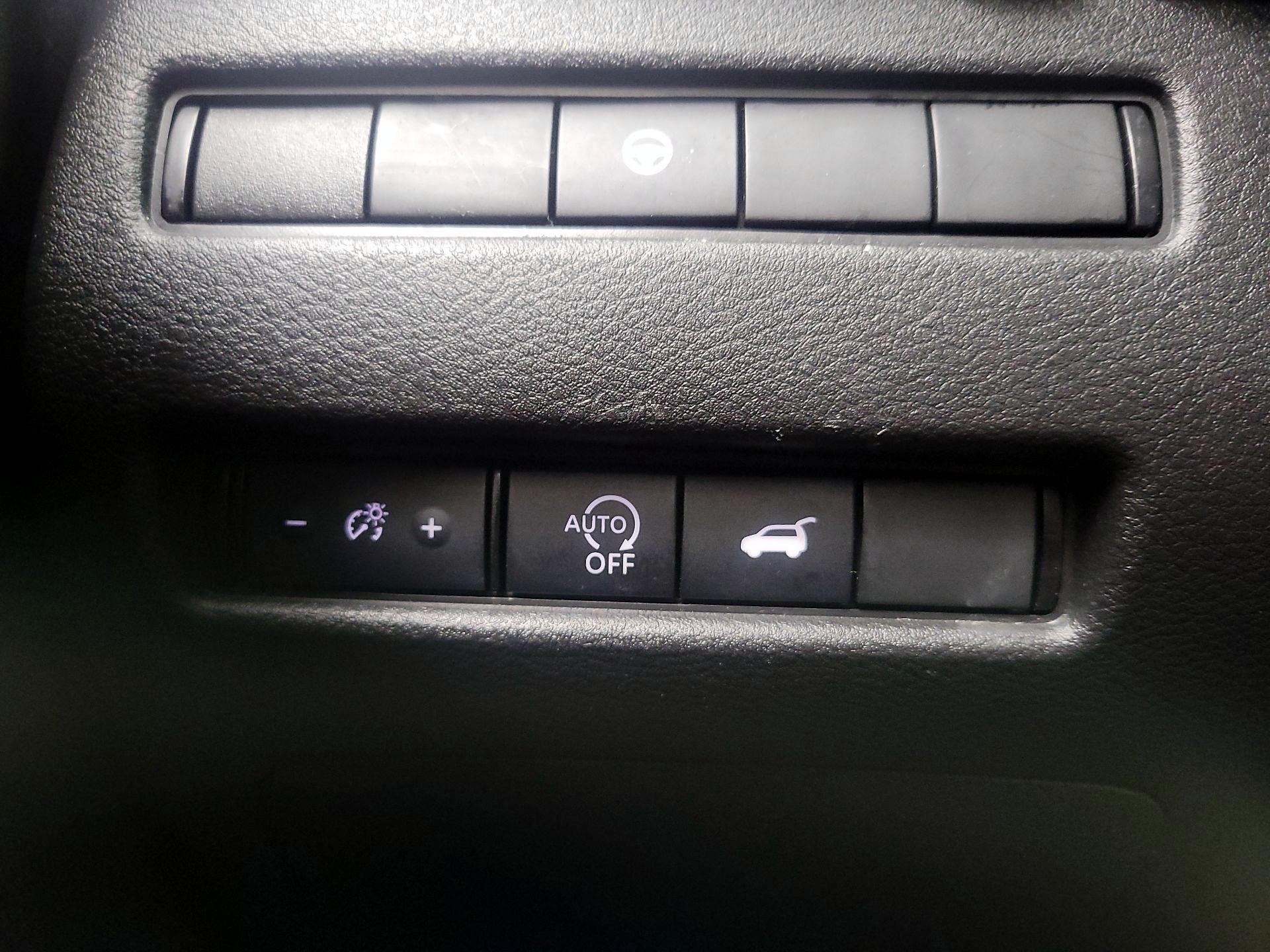 Thumbnail: 2023 Nissan Rogue - 13