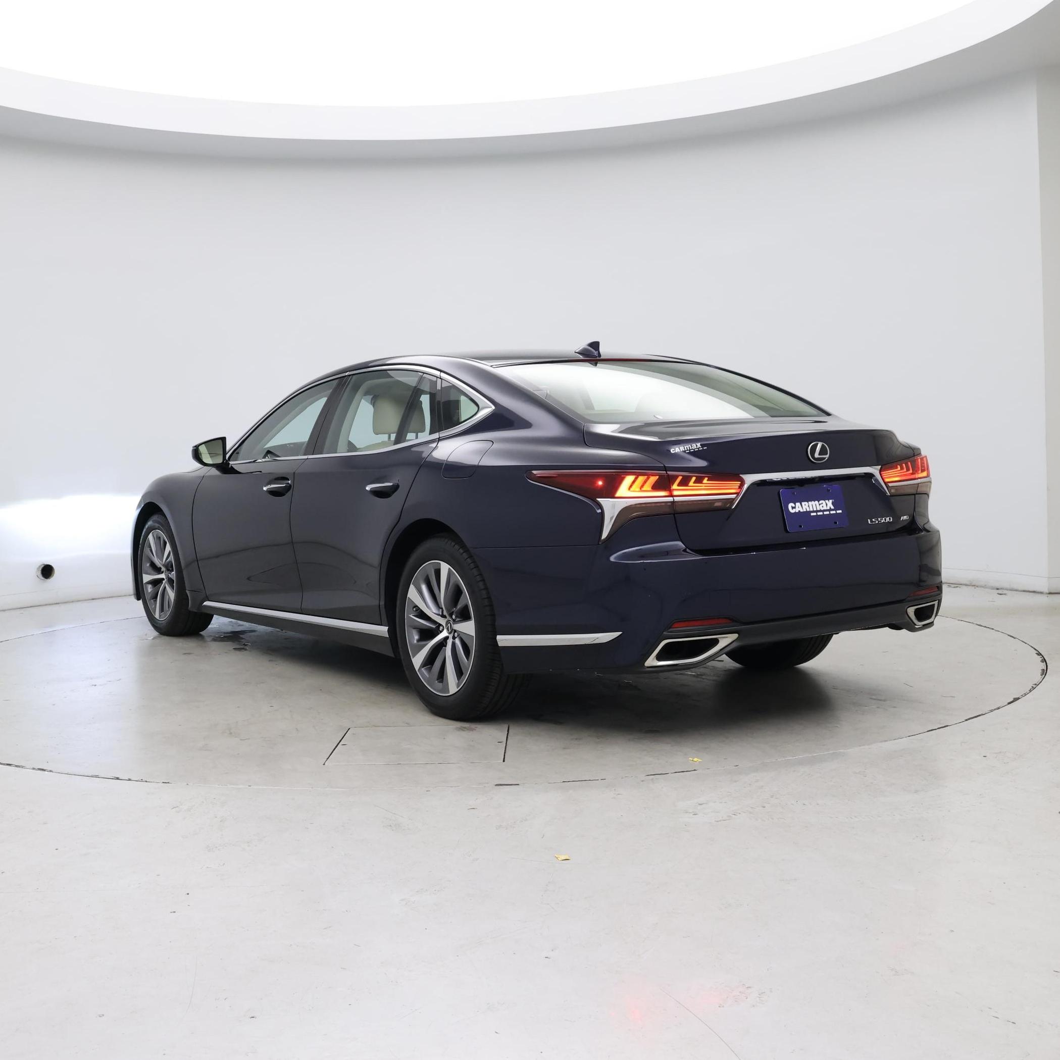 Thumbnail: 2020 Lexus LS - 2