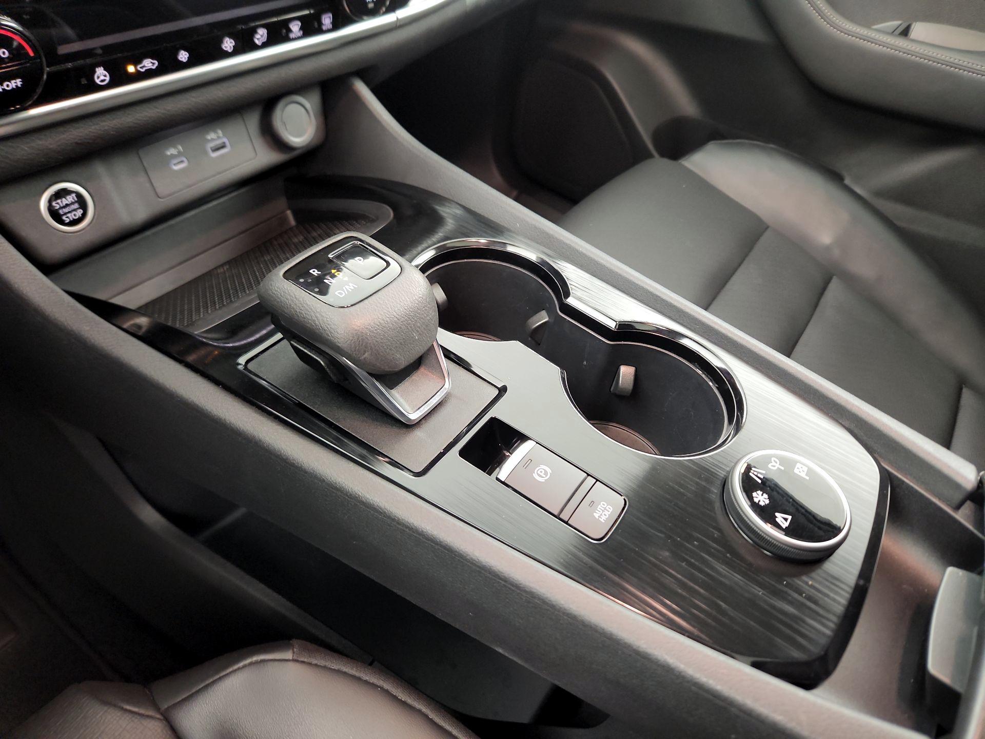 Thumbnail: 2022 Nissan Rogue - 15