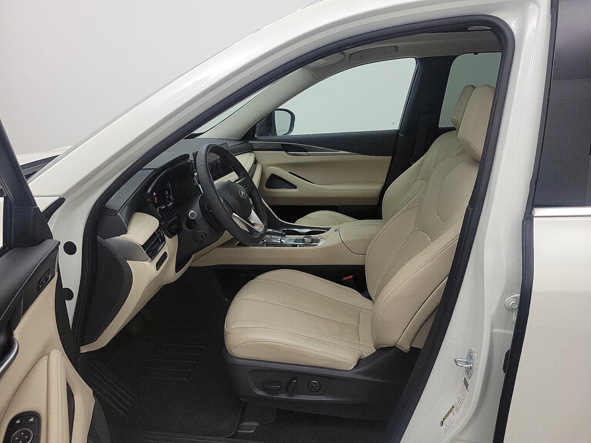 Thumbnail: 2023 INFINITI QX60 - 11