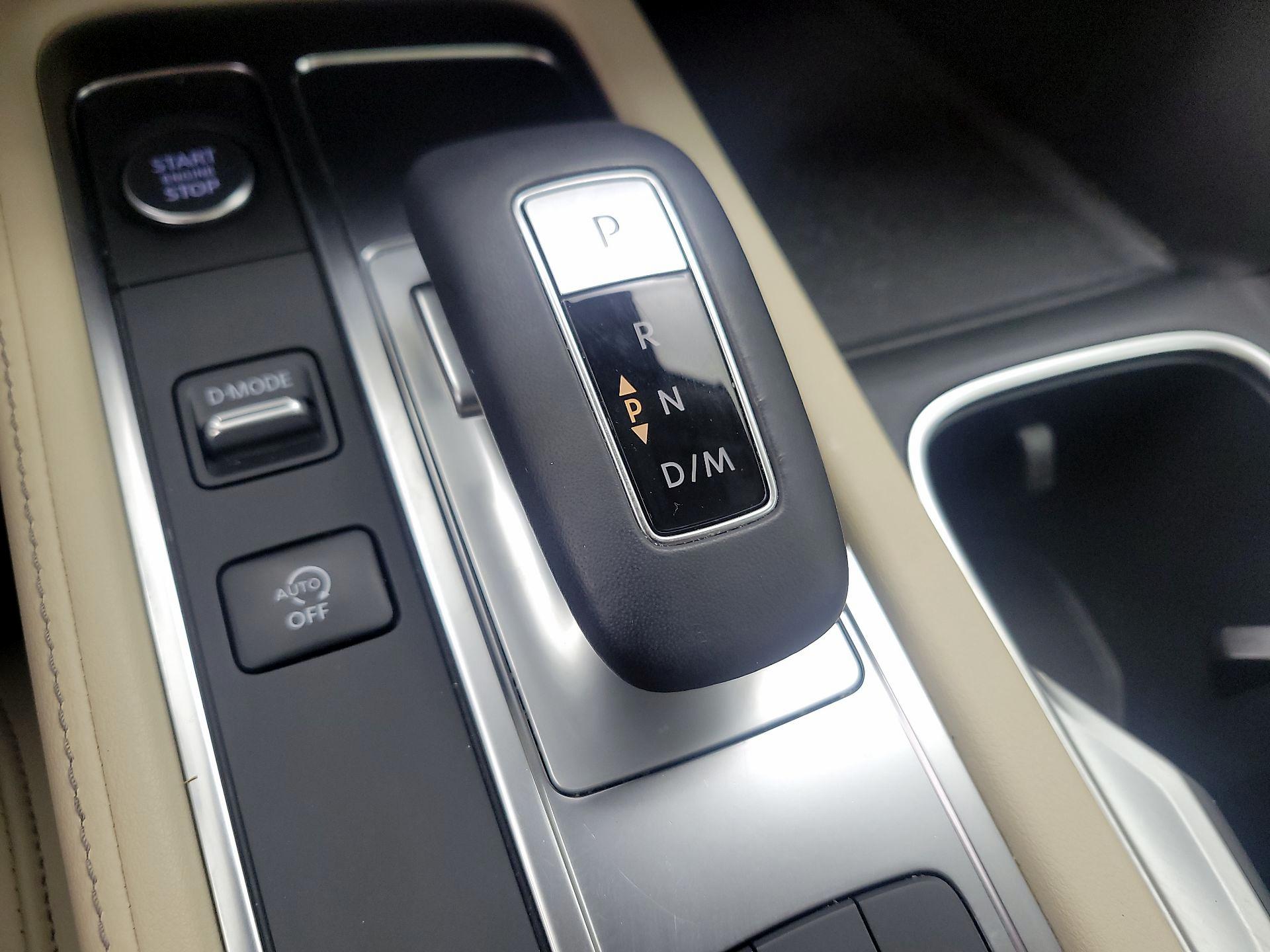 Thumbnail: 2023 INFINITI QX60 - 18