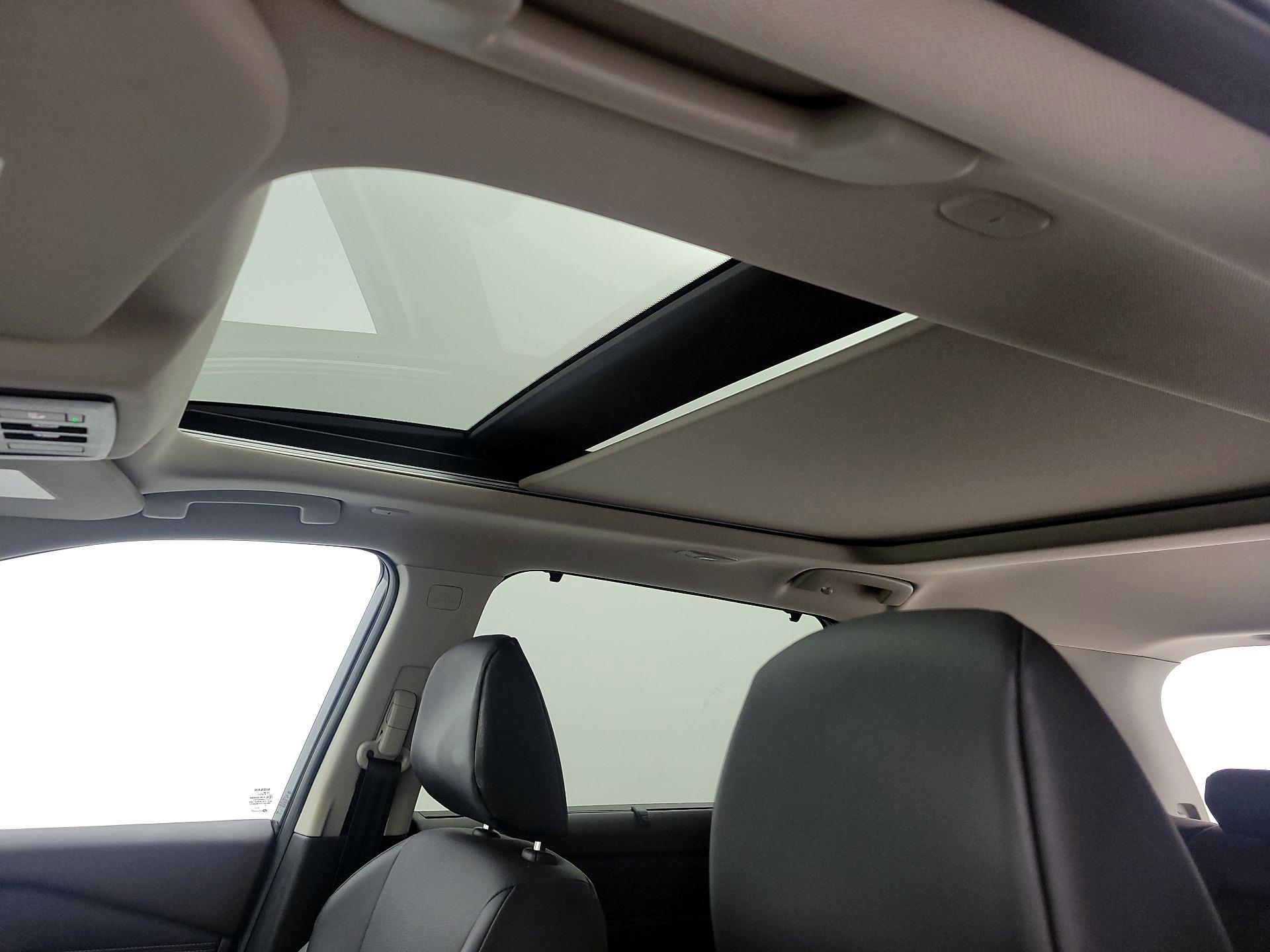 Thumbnail: 2023 Nissan Rogue - 19