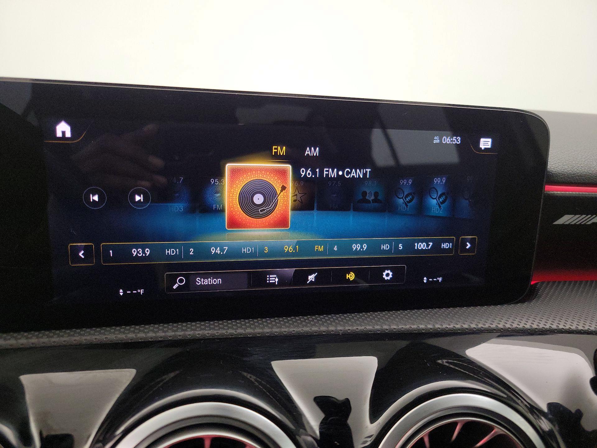 Thumbnail: 2021 Mercedes-Benz A-Class - 15