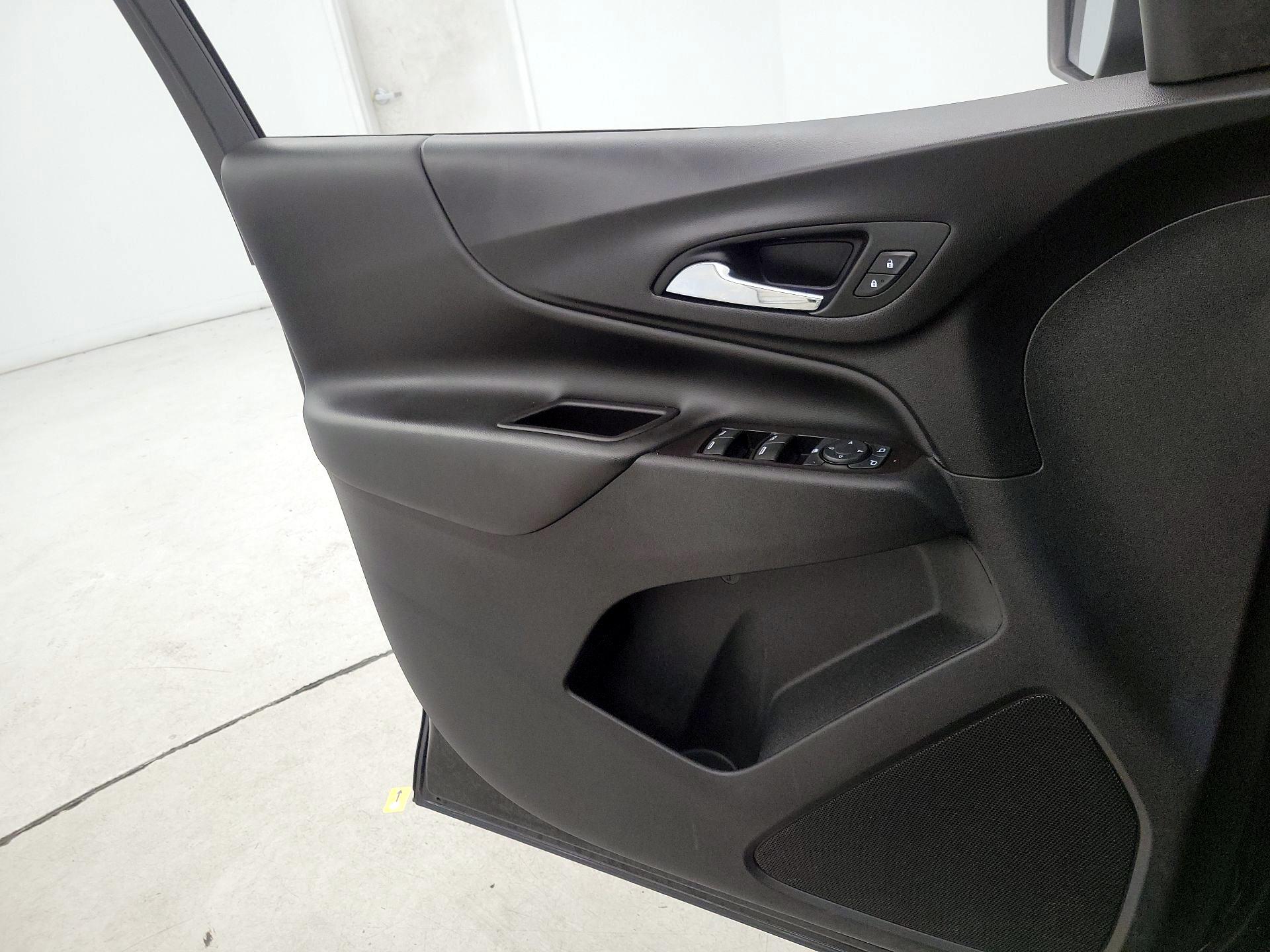 Thumbnail: 2021 Chevrolet Equinox - 12