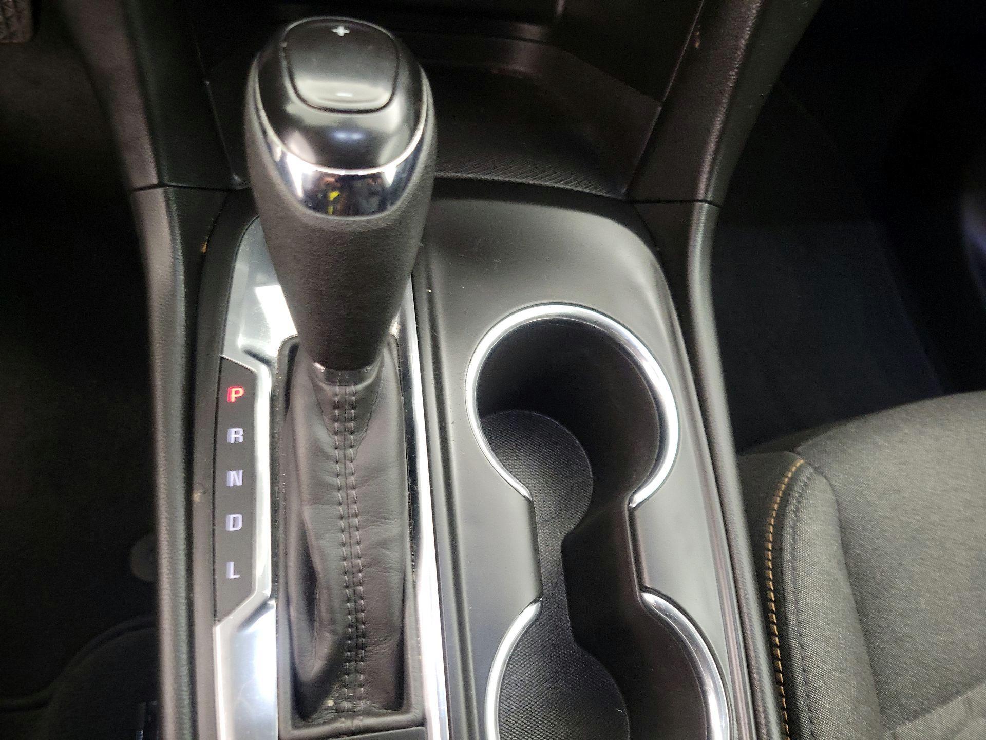 Thumbnail: 2021 Chevrolet Equinox - 17