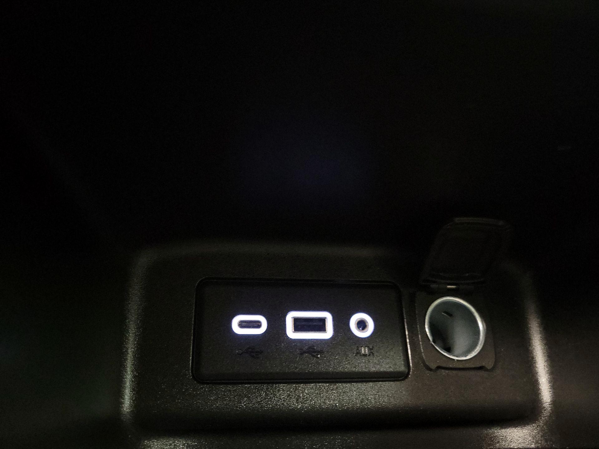 Thumbnail: 2021 Chevrolet Equinox - 18