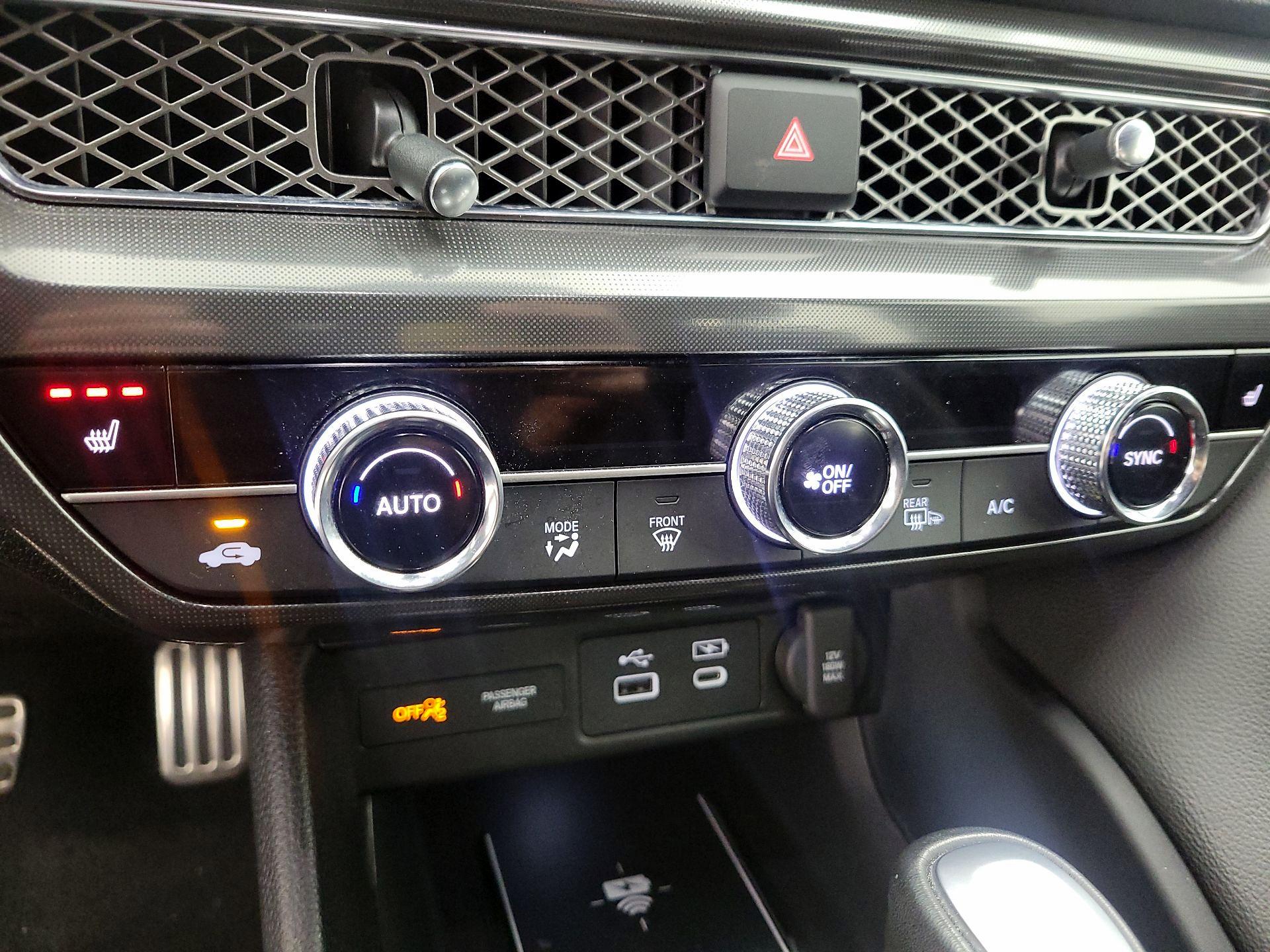 Thumbnail: 2023 Acura Integra - 16