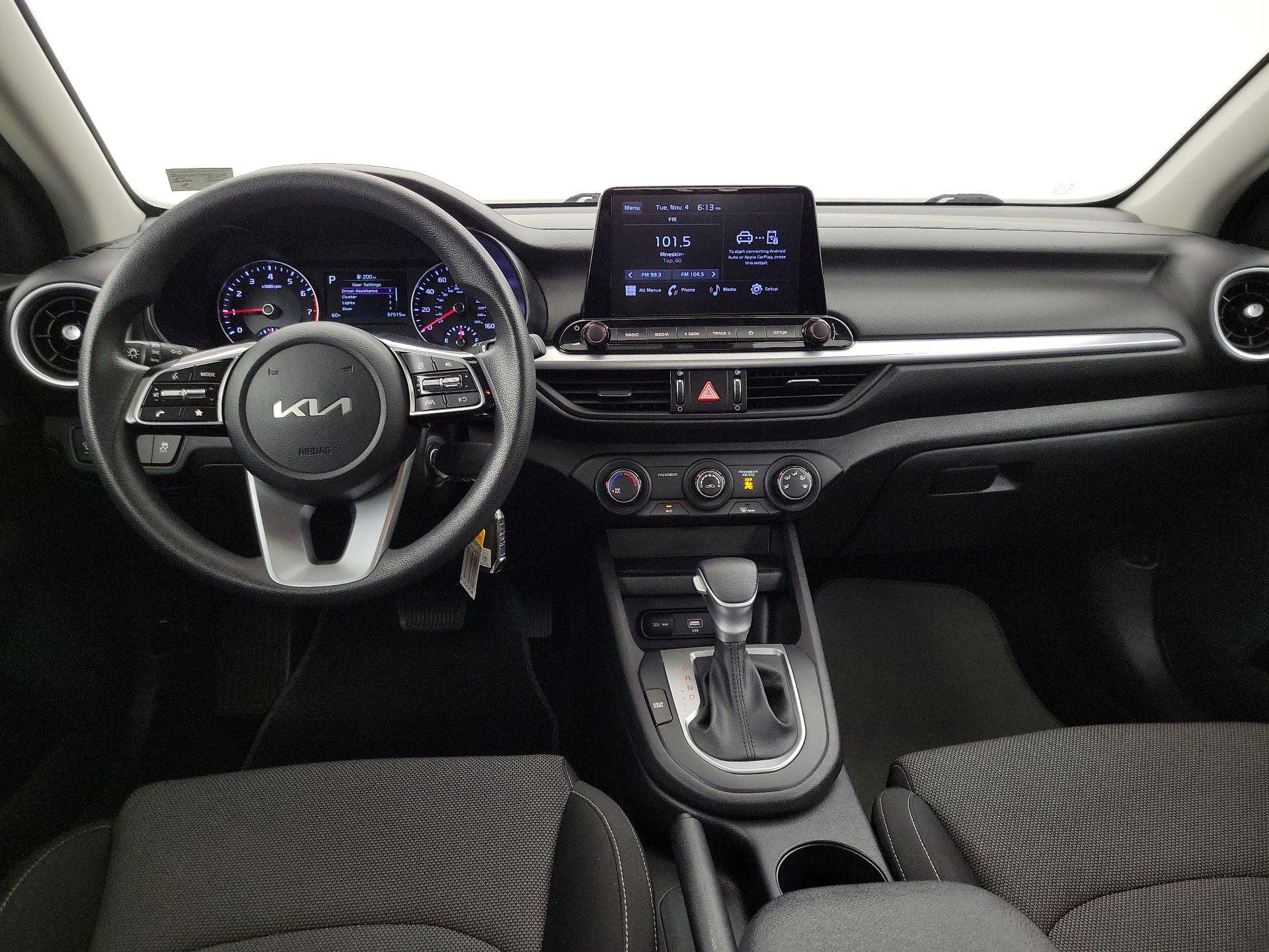 Thumbnail: 2023 Kia Forte - 9