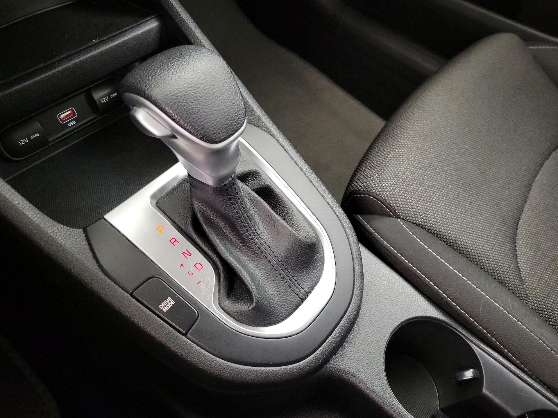 Thumbnail: 2023 Kia Forte - 17