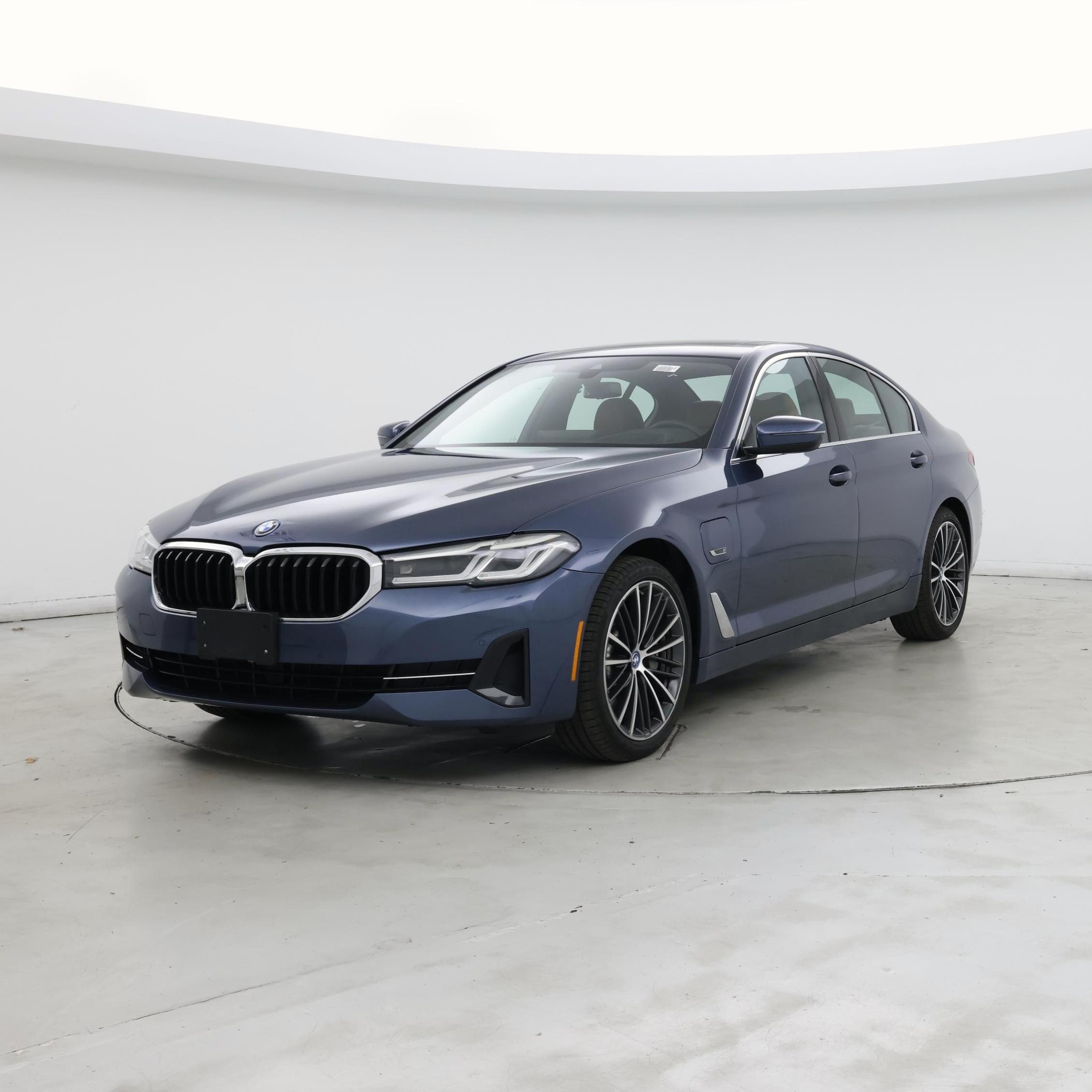 Thumbnail: 2023 BMW 5 Series - 4