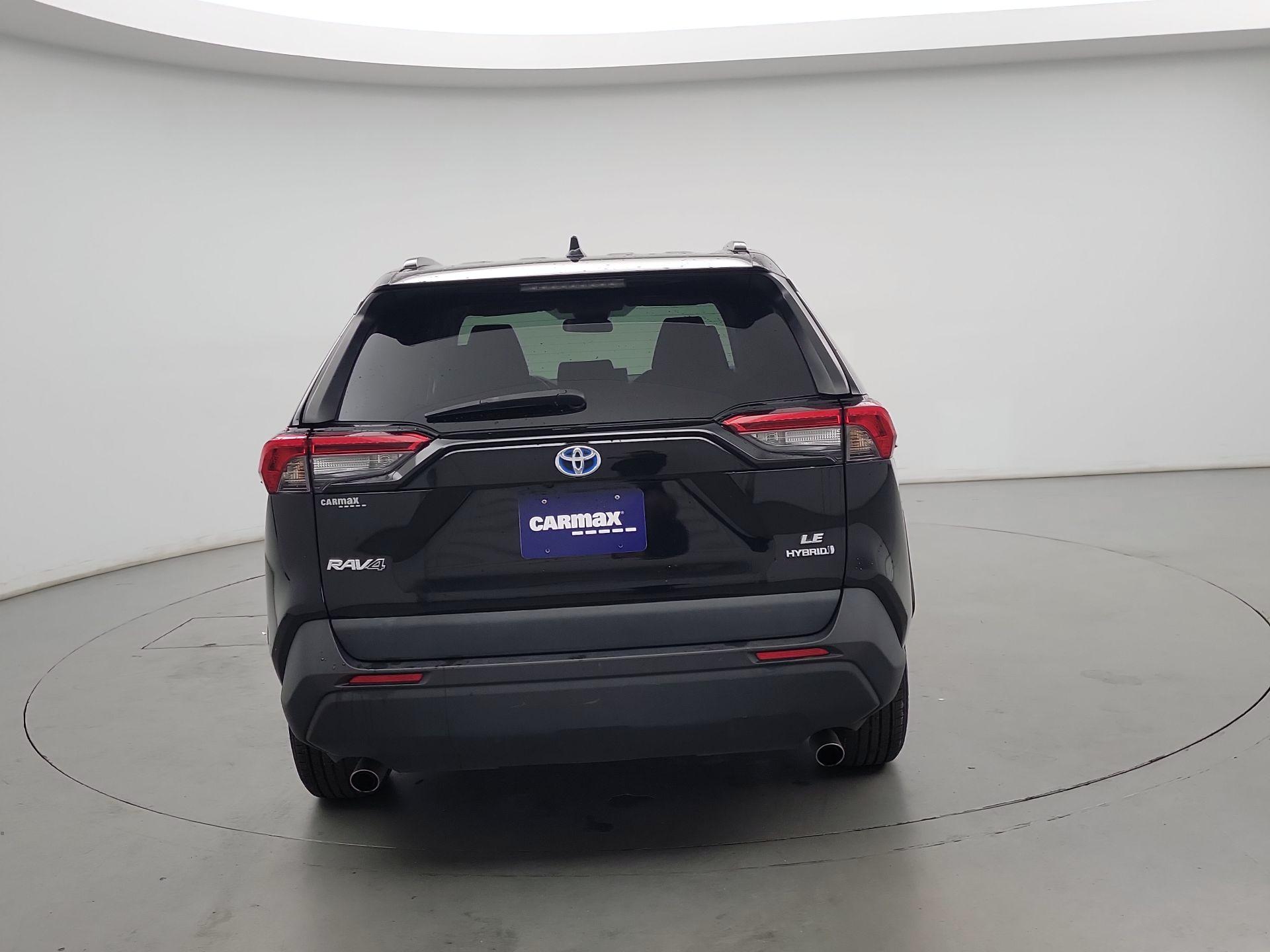 Thumbnail: 2021 Toyota RAV4 - 6