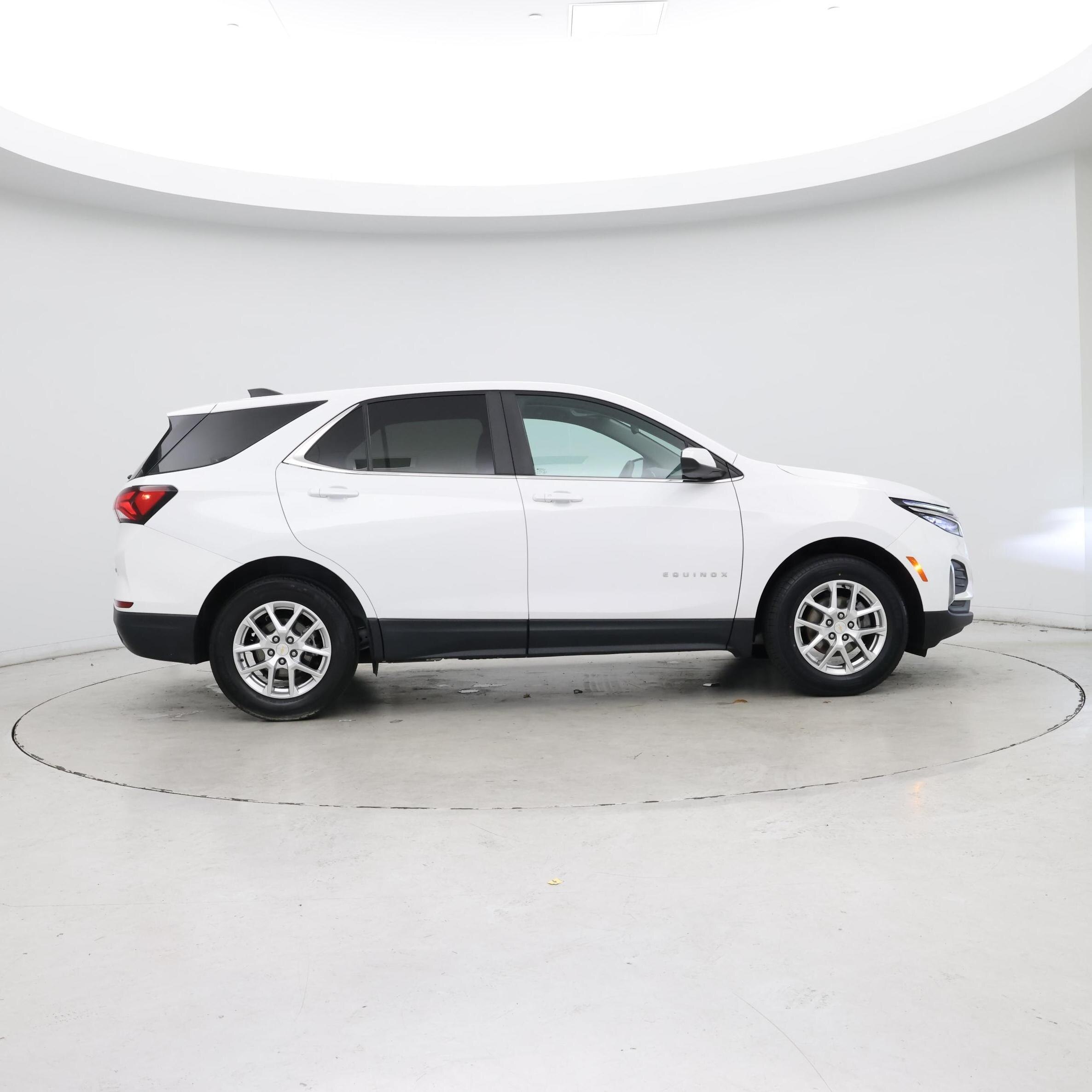 Thumbnail: 2022 Chevrolet Equinox - 7