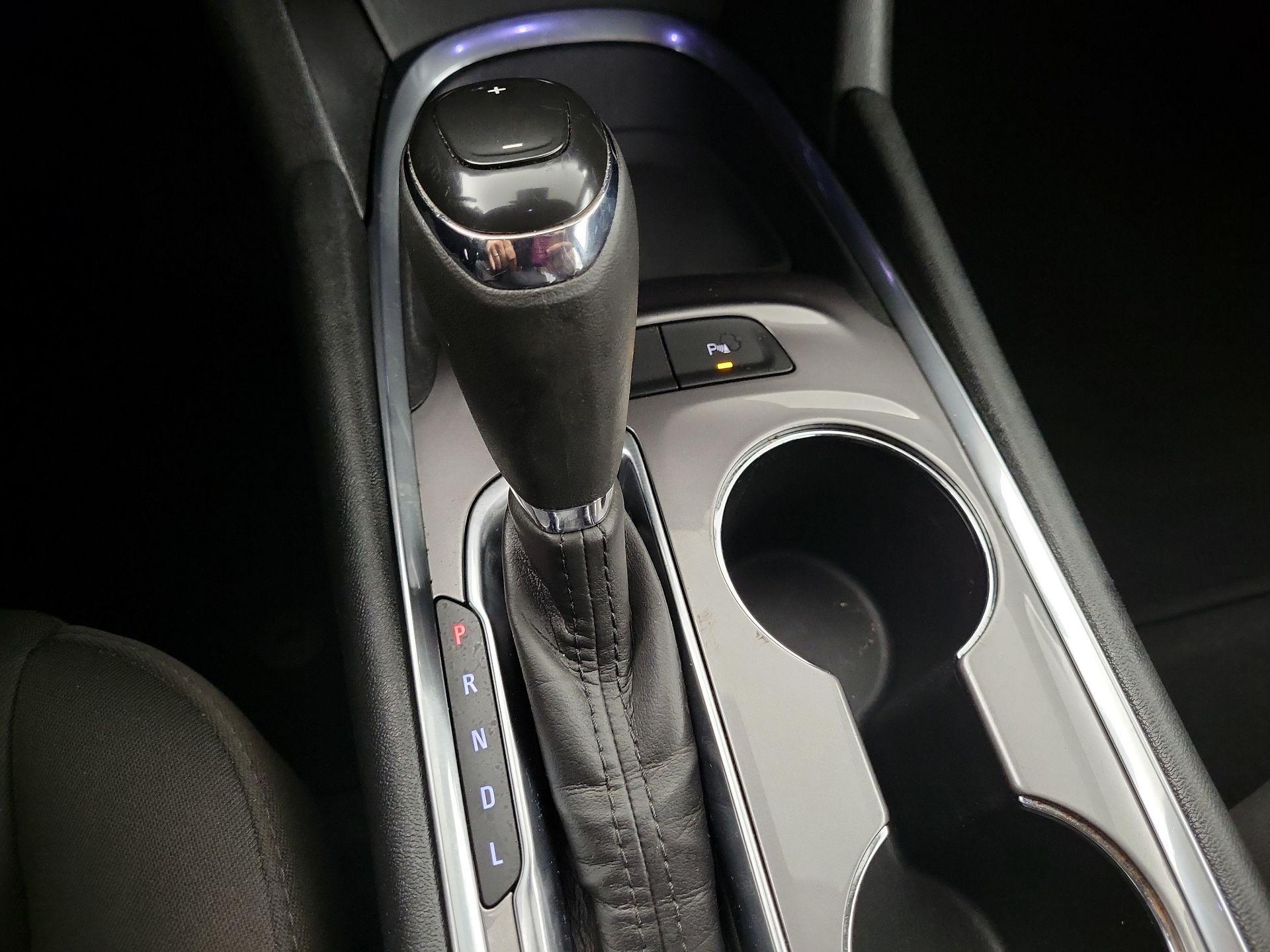 Thumbnail: 2020 Chevrolet Malibu - 15