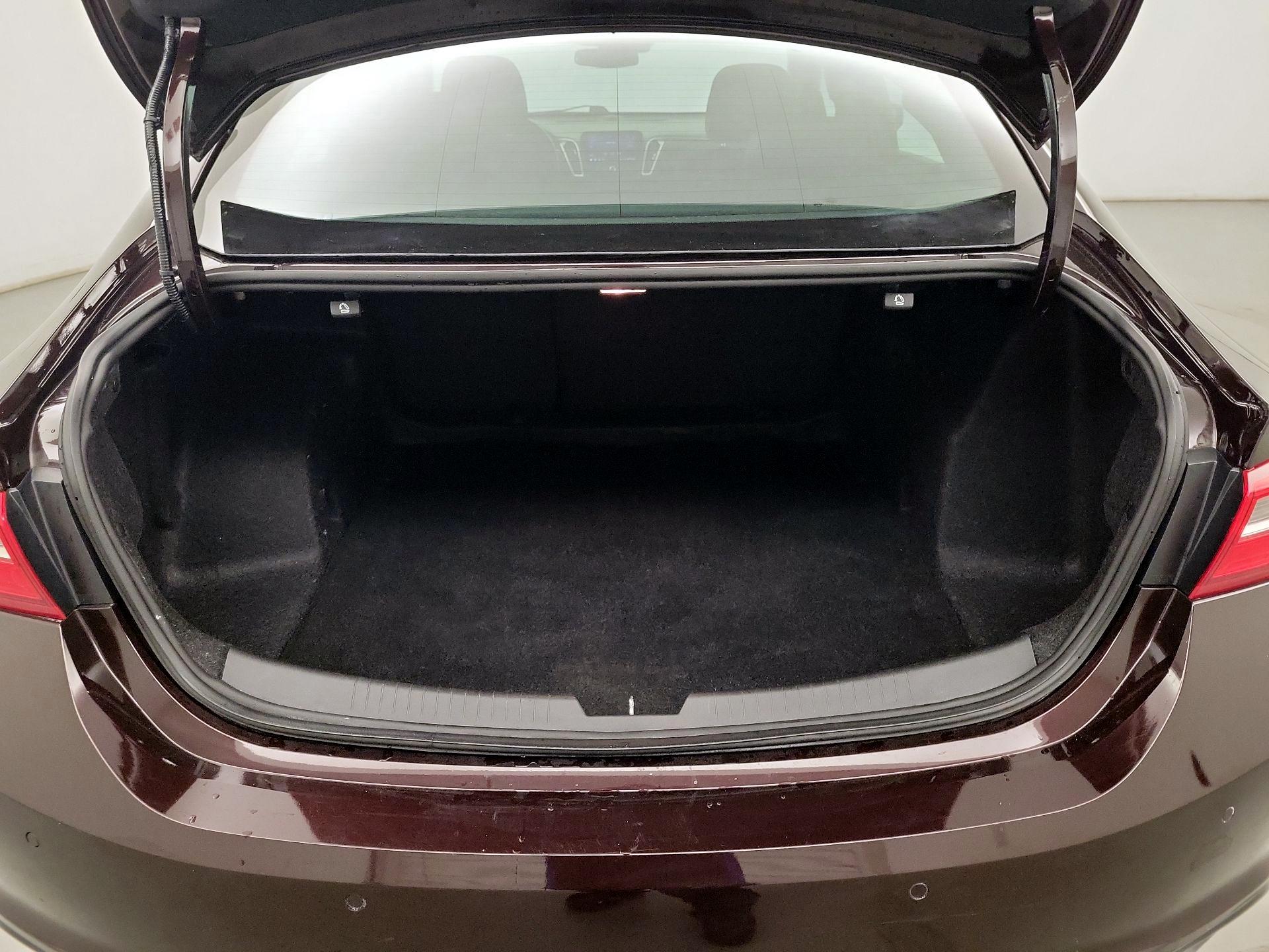 Thumbnail: 2020 Chevrolet Malibu - 18