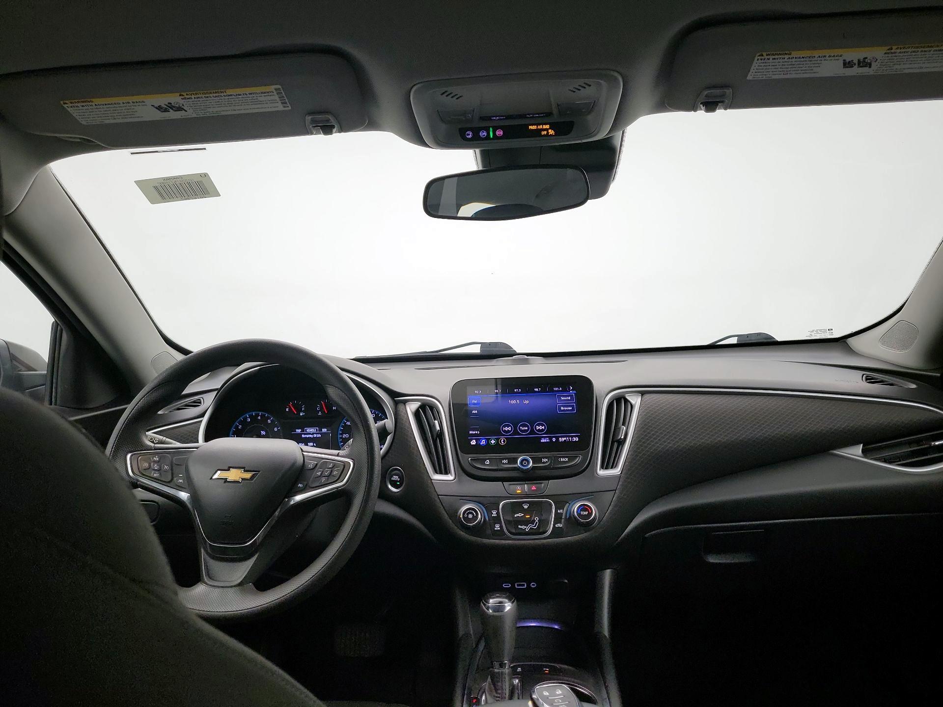 Thumbnail: 2020 Chevrolet Malibu - 8