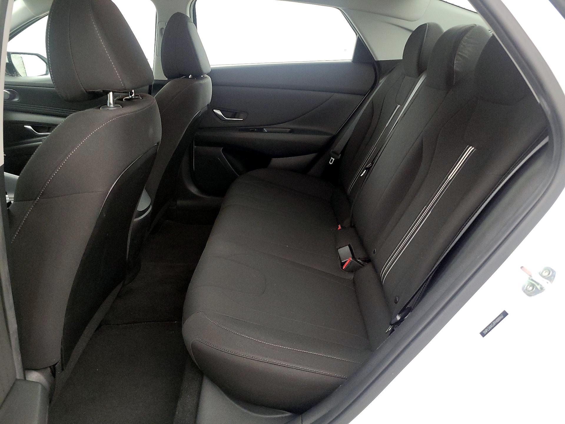 Thumbnail: 2023 Hyundai Elantra - 20