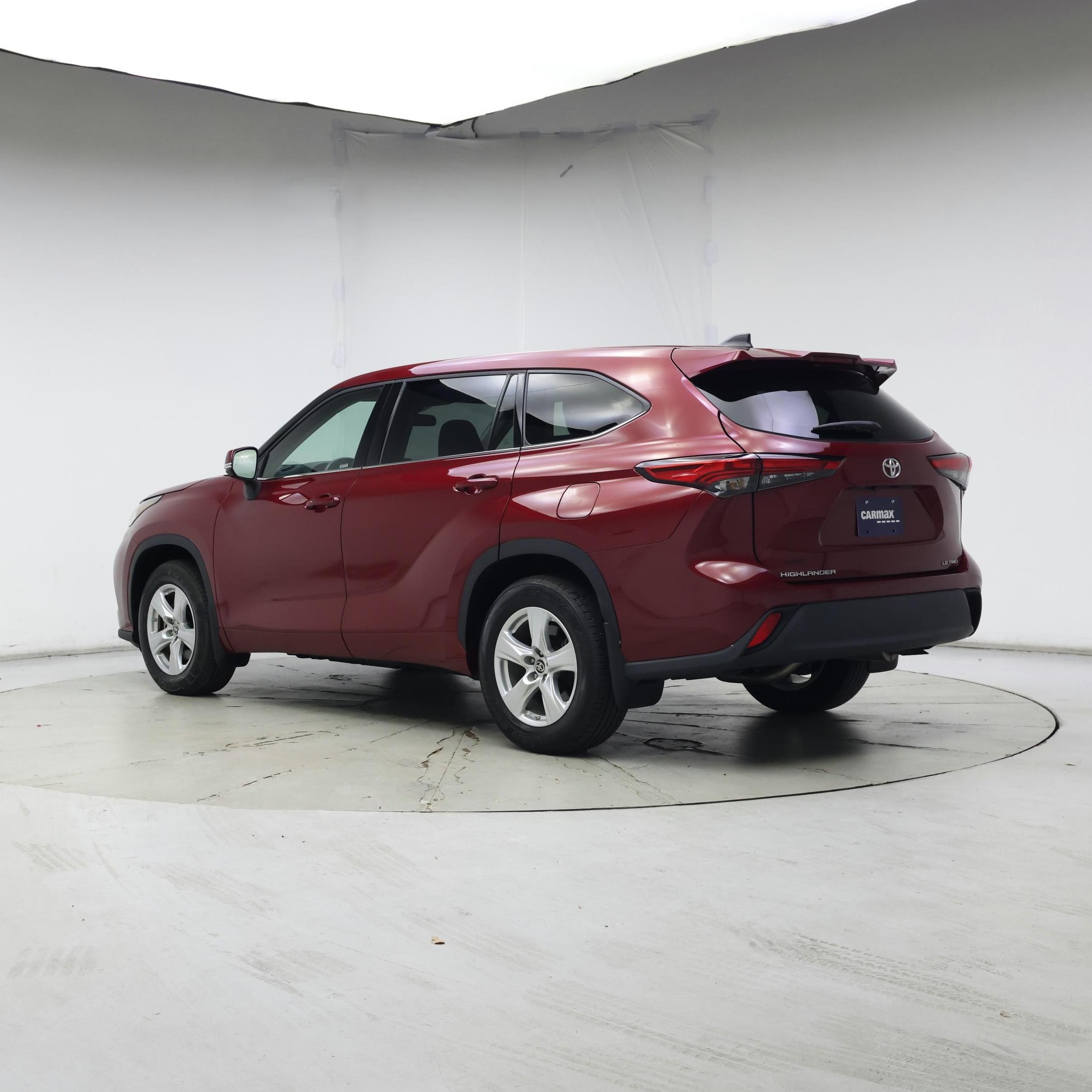 Thumbnail: 2022 Toyota Highlander - 2