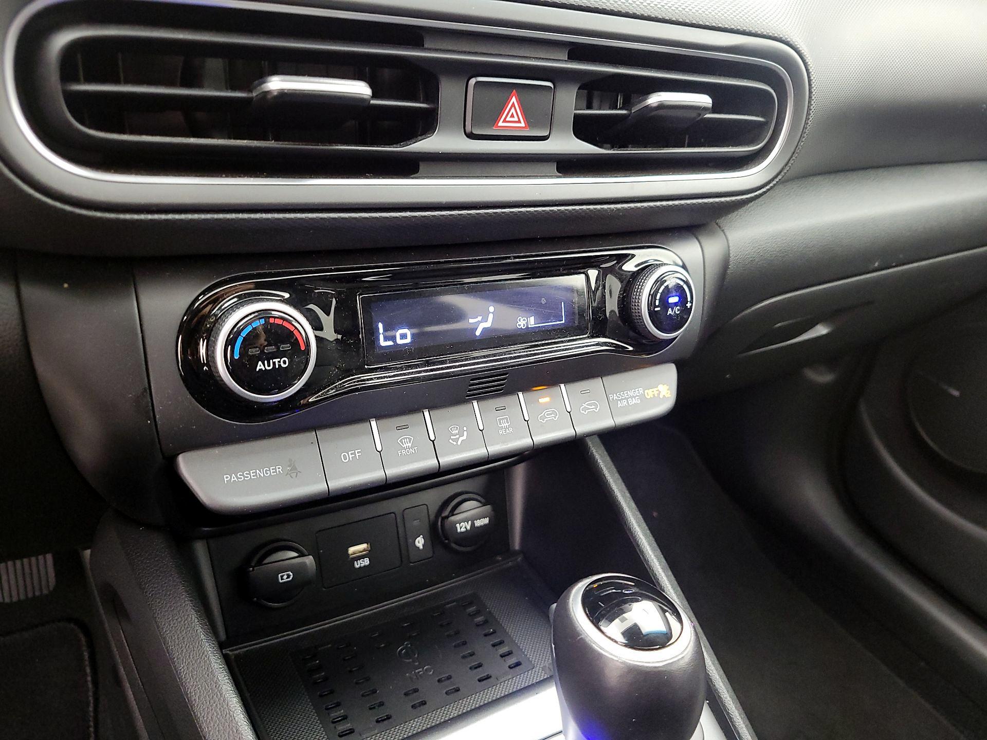 Thumbnail: 2022 Hyundai Kona - 17