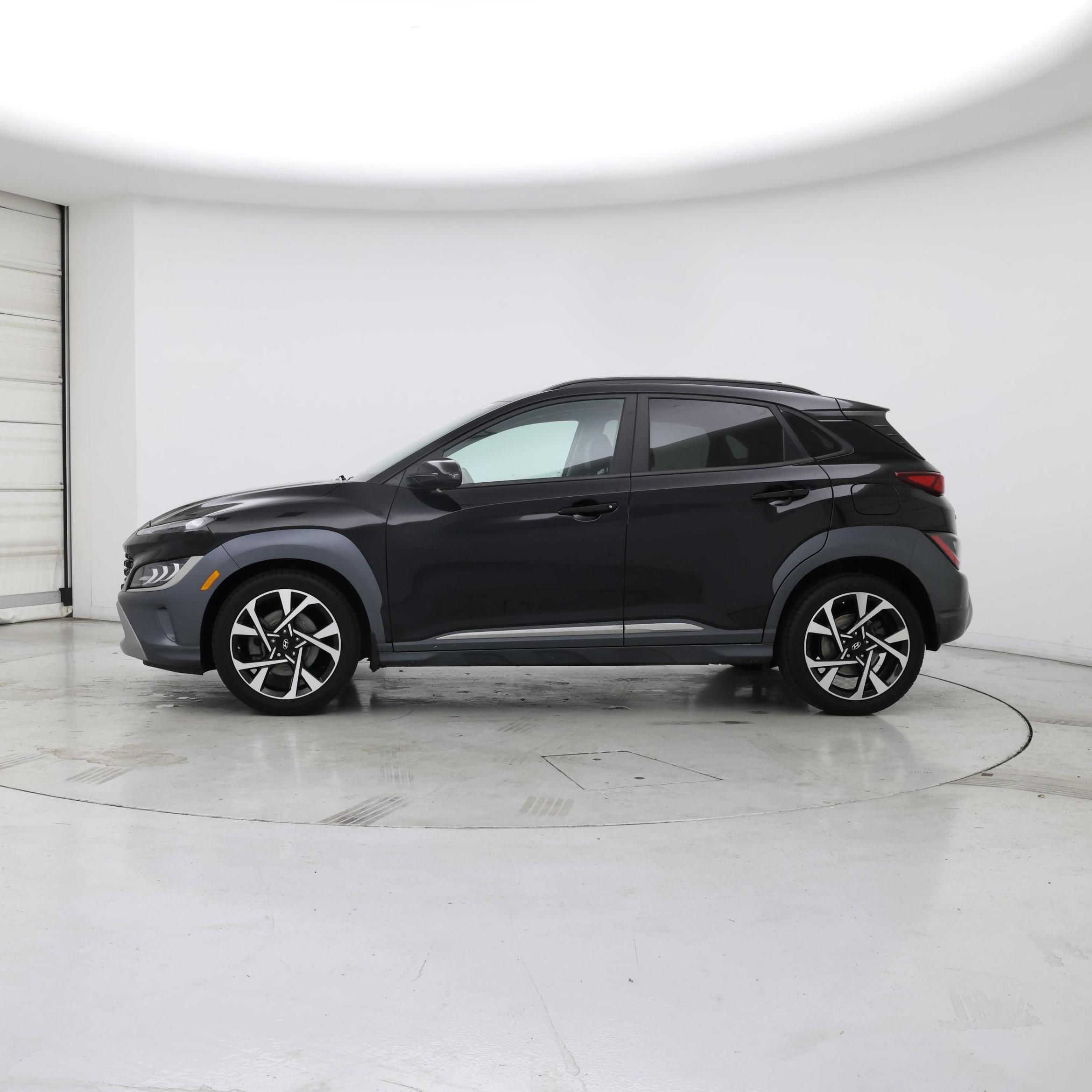 Thumbnail: 2022 Hyundai Kona - 3