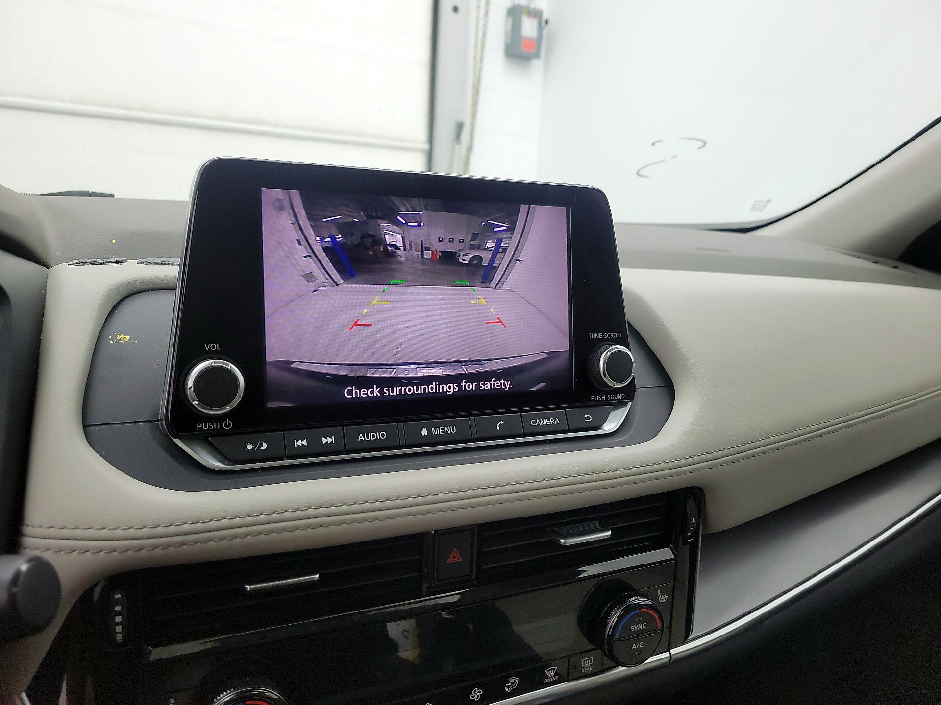 Thumbnail: 2022 Nissan Rogue - 14