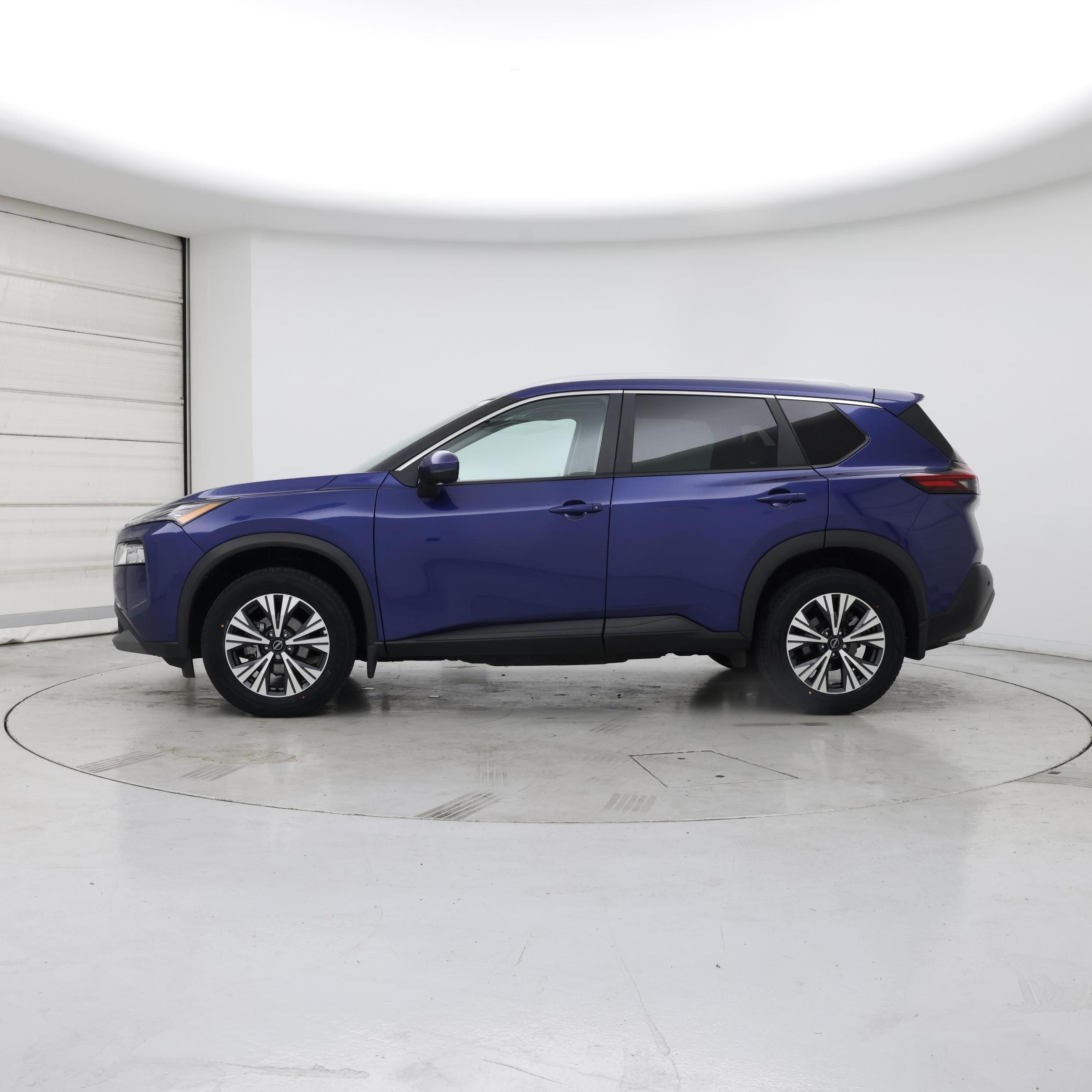 Thumbnail: 2022 Nissan Rogue - 3