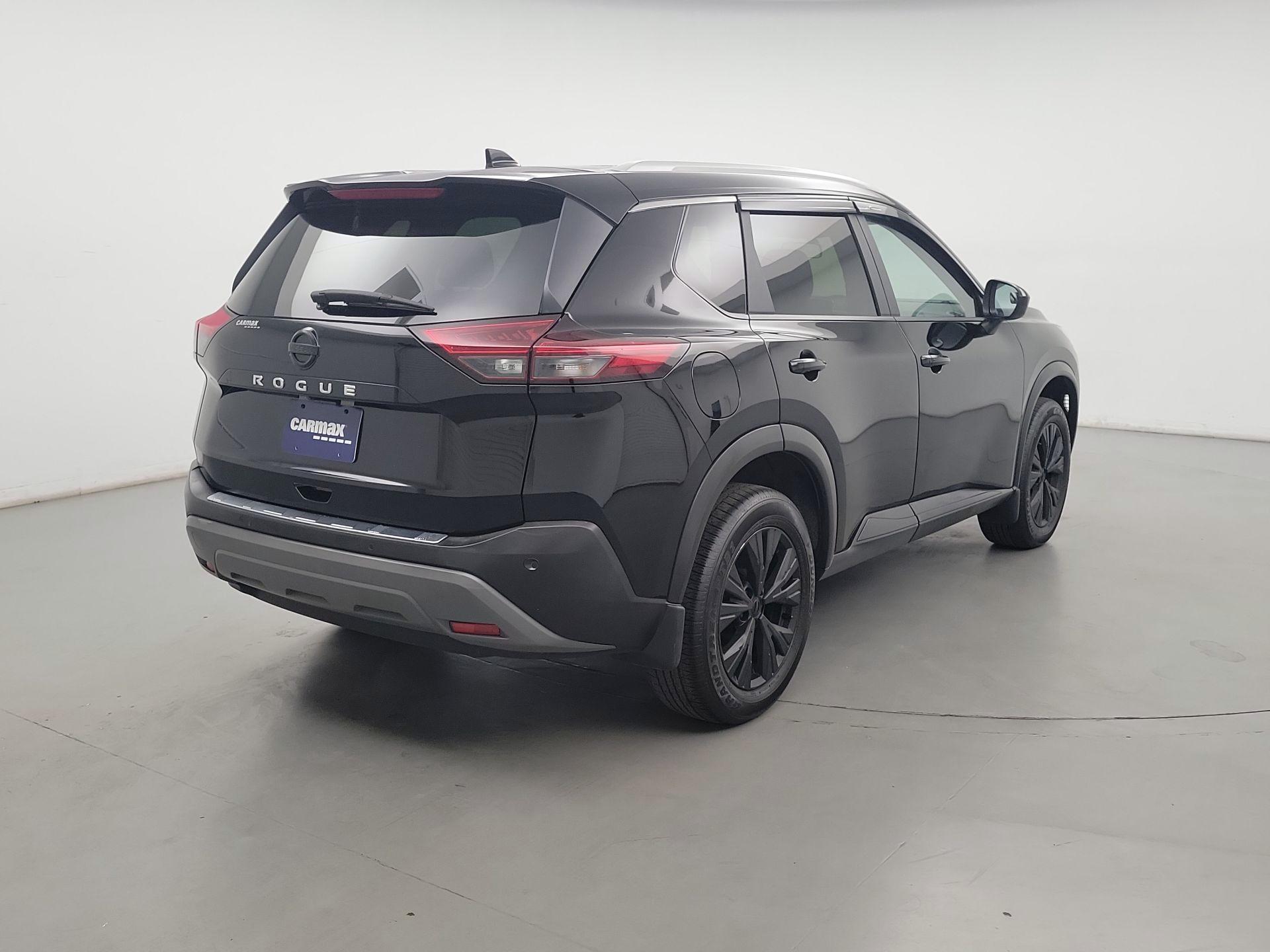 Thumbnail: 2023 Nissan Rogue - 5
