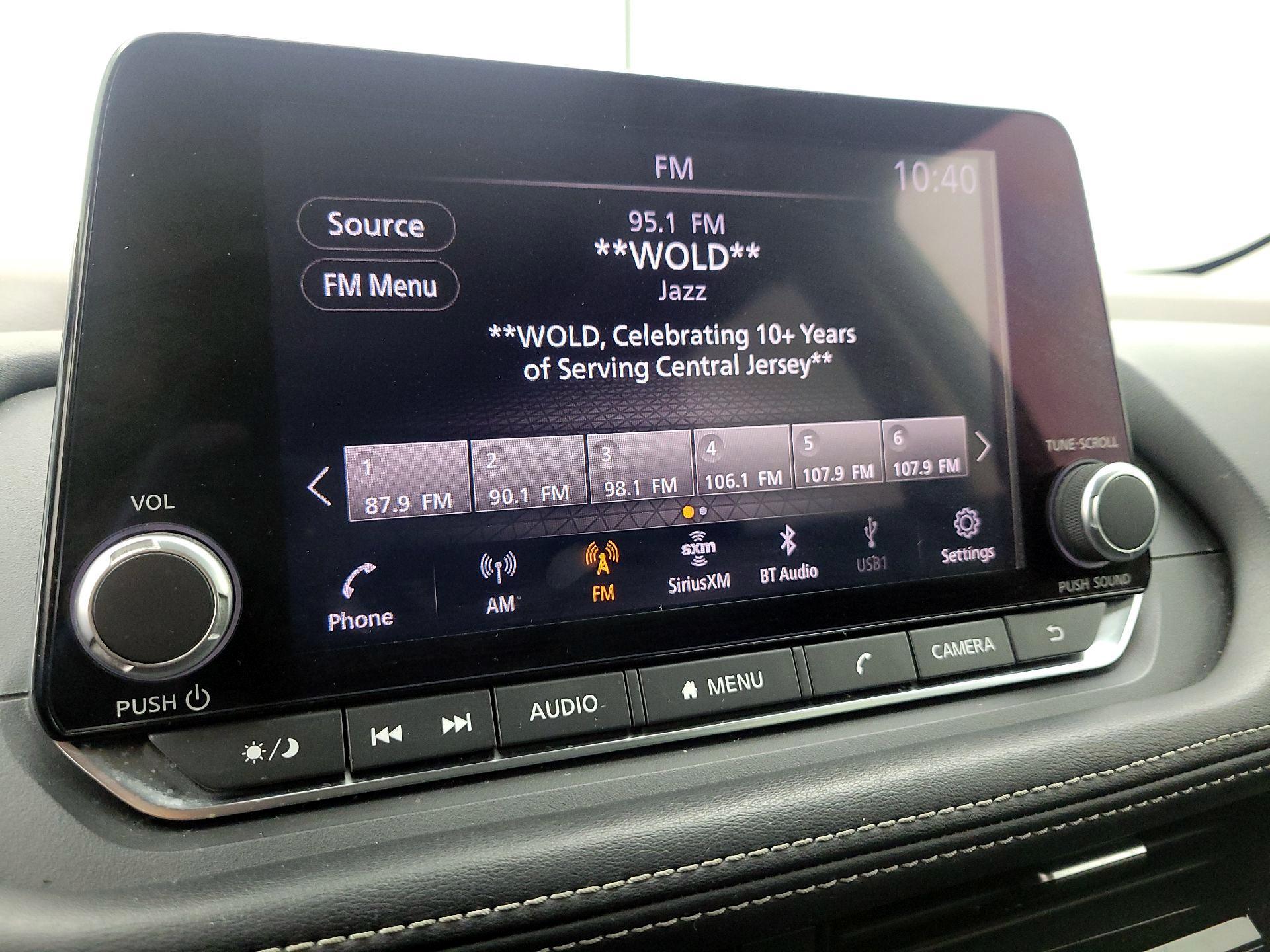 Thumbnail: 2022 Nissan Rogue - 15