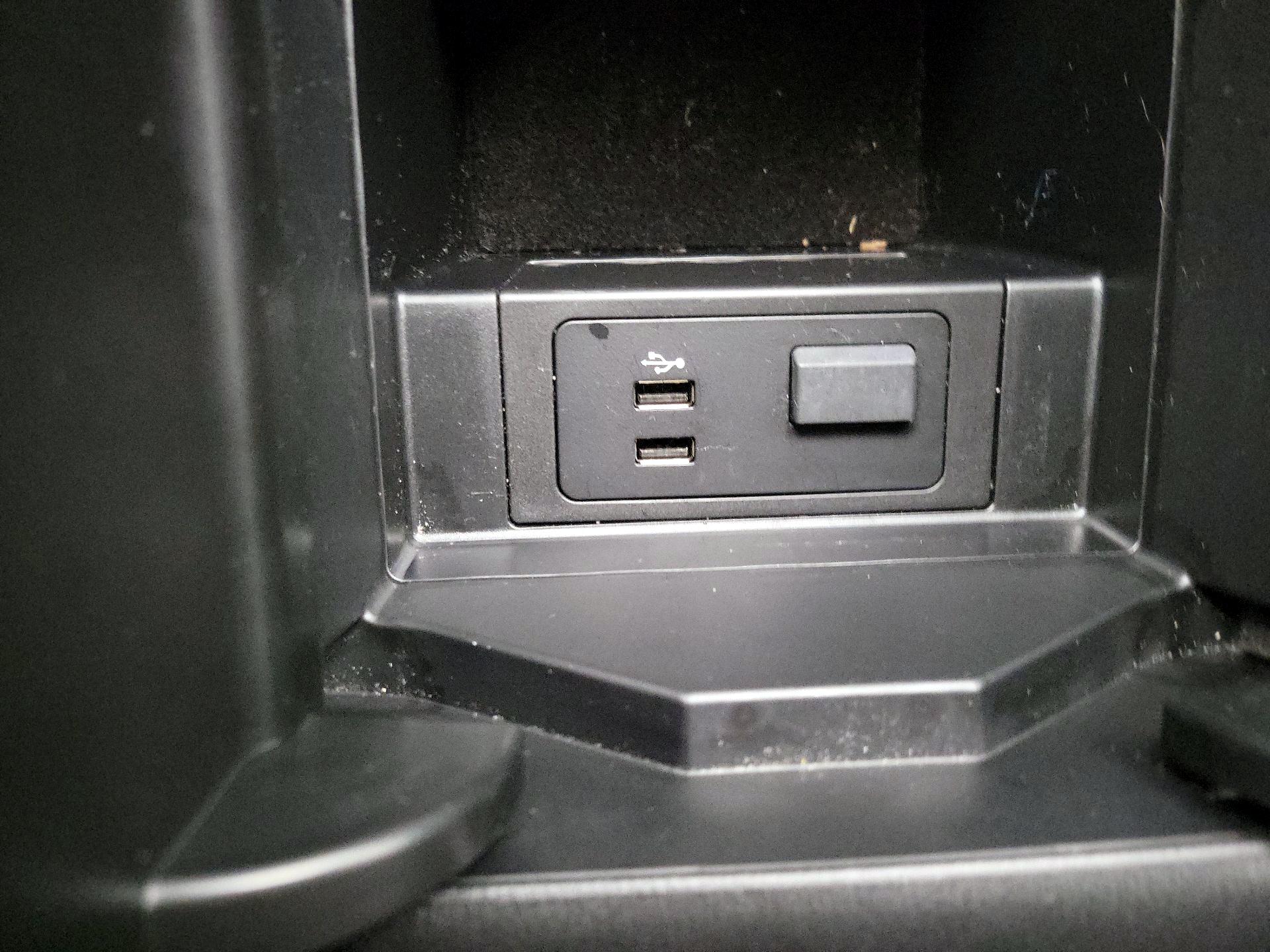 Thumbnail: 2023 Mazda CX-9 - 18