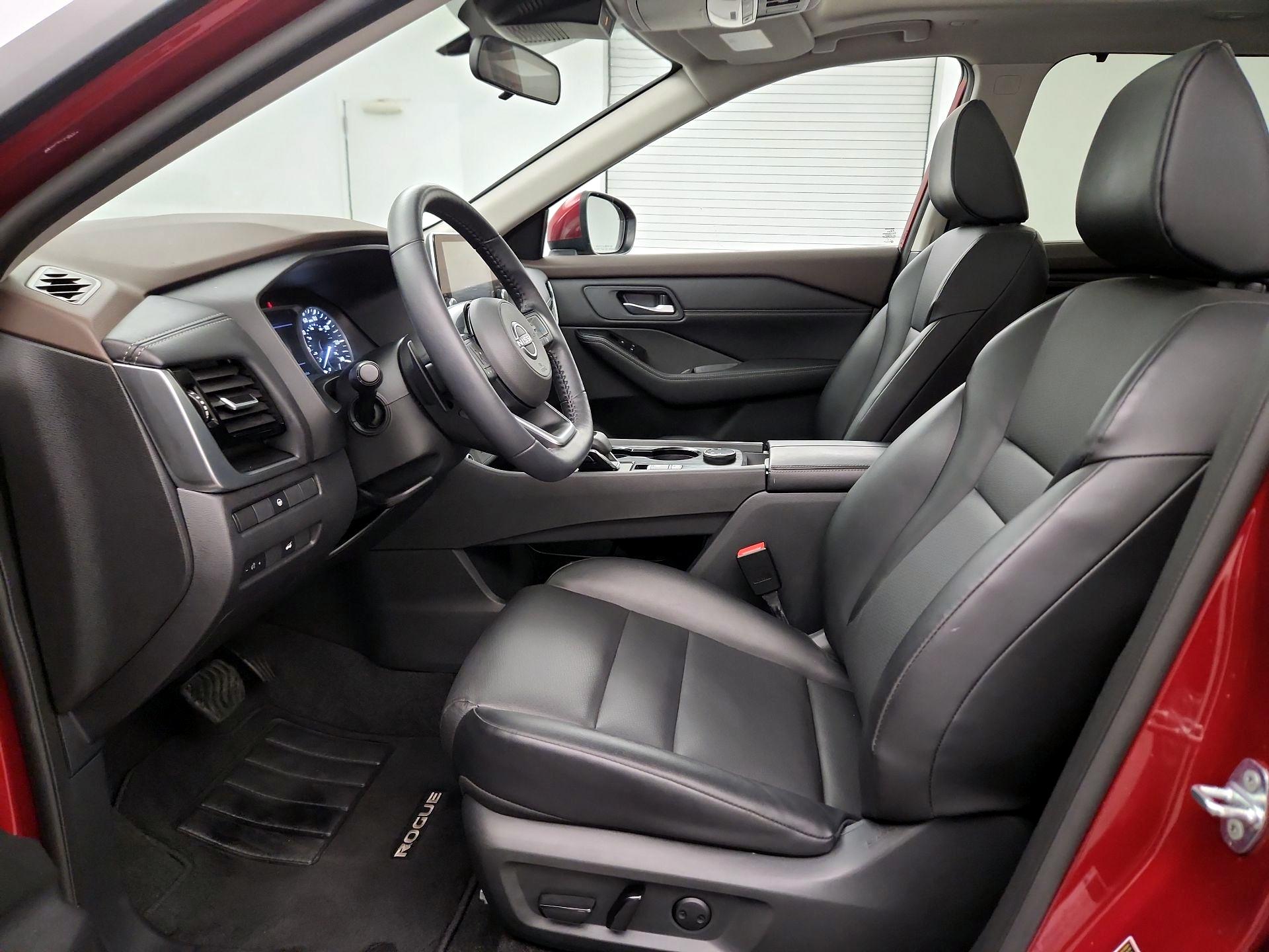 Thumbnail: 2022 Nissan Rogue - 11