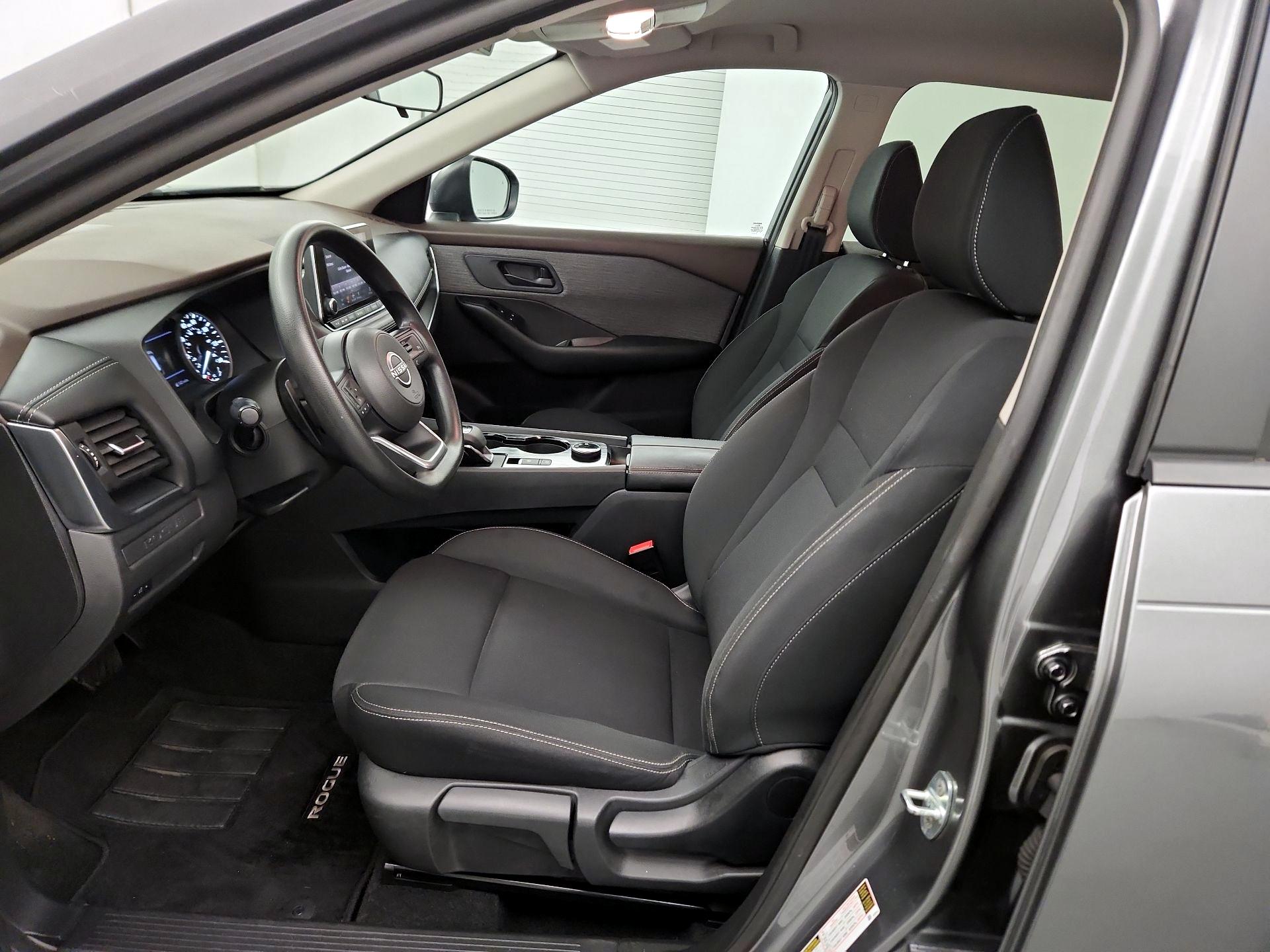 Thumbnail: 2023 Nissan Rogue - 9