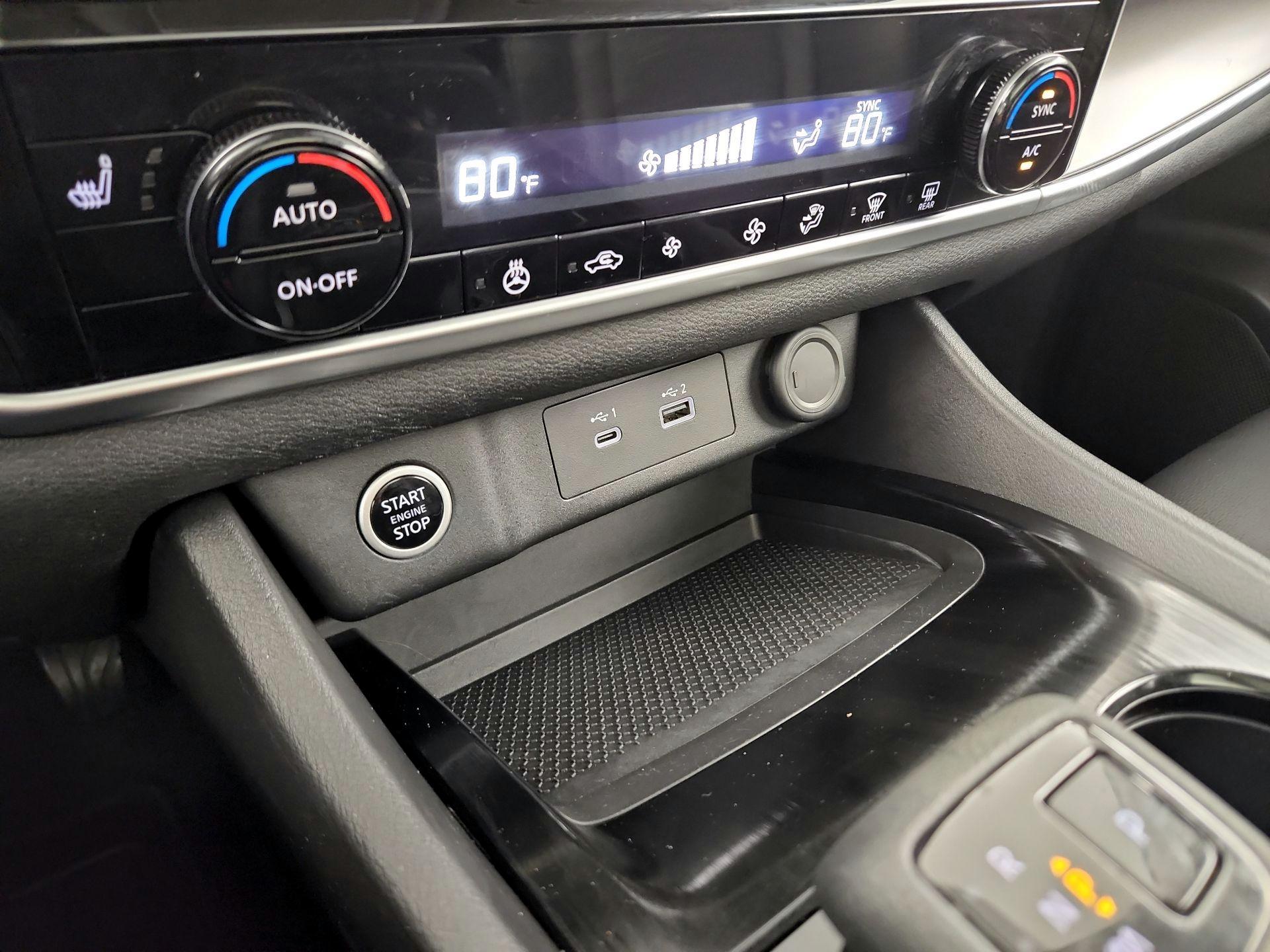 Thumbnail: 2022 Nissan Rogue - 16