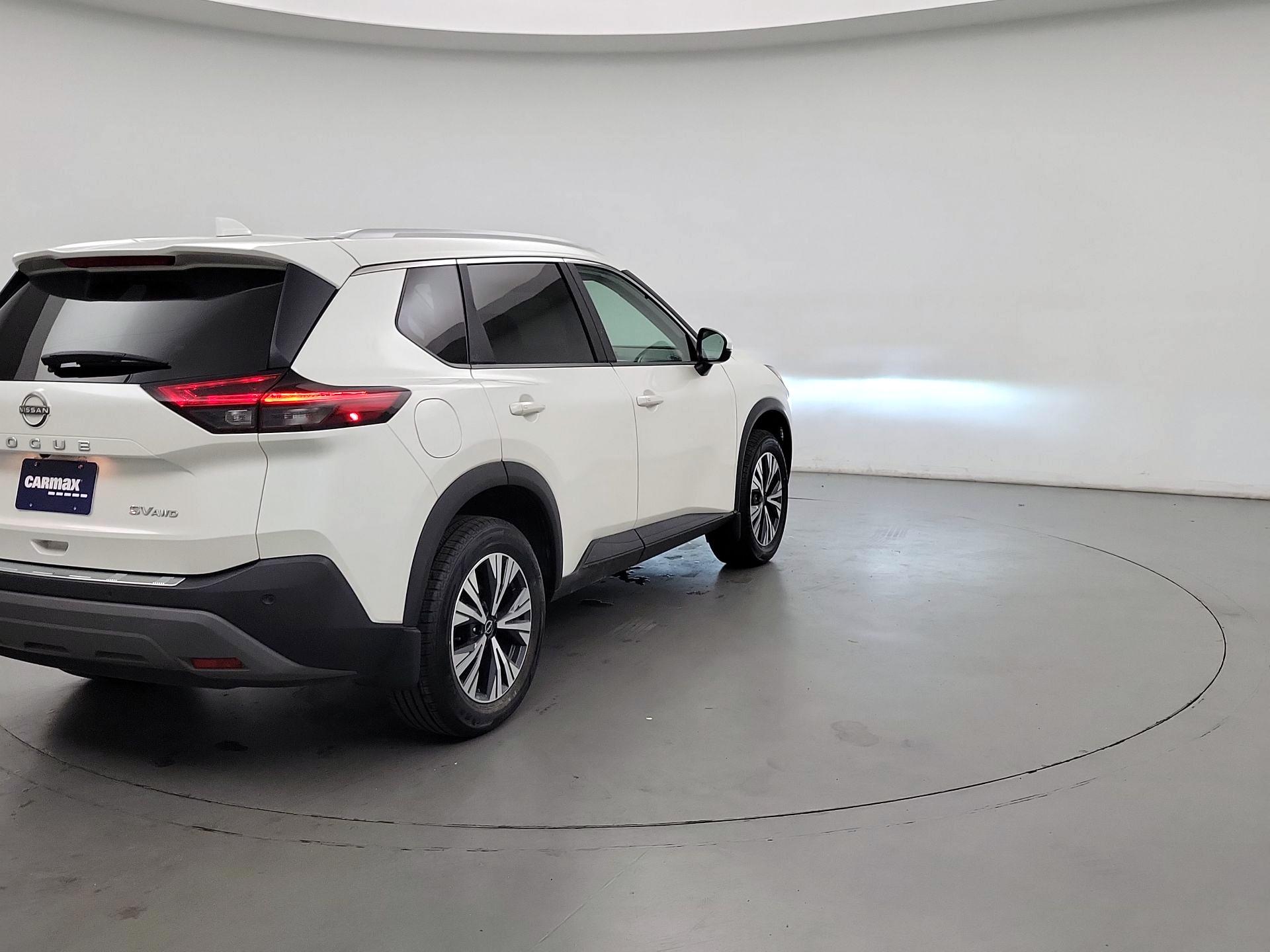 Thumbnail: 2023 Nissan Rogue - 5