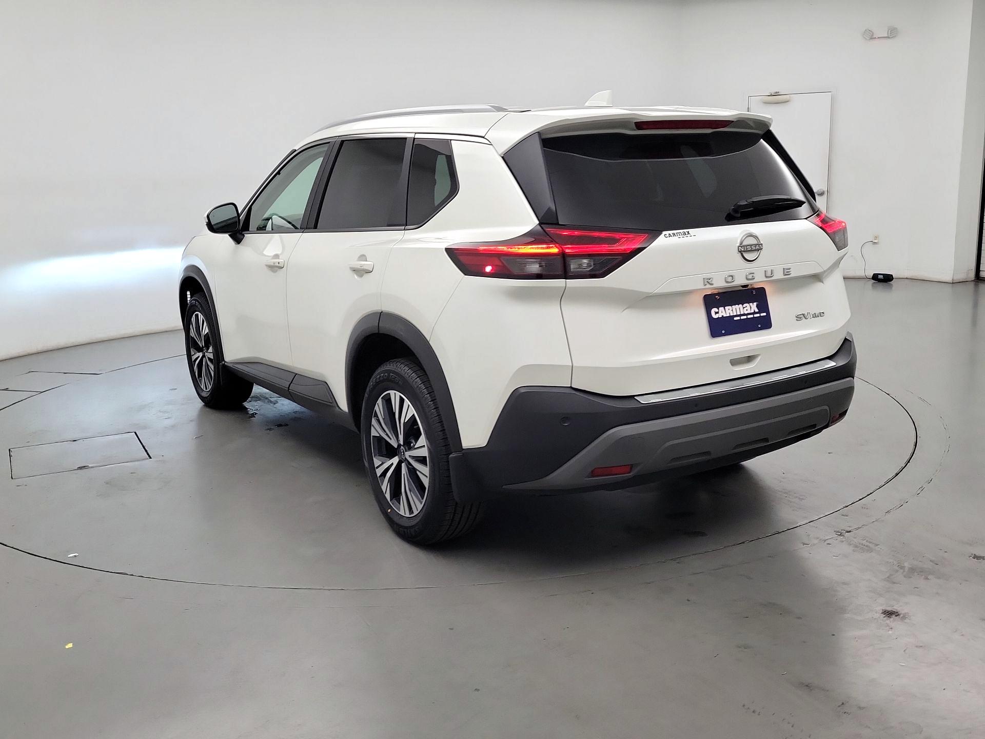 Thumbnail: 2023 Nissan Rogue - 7