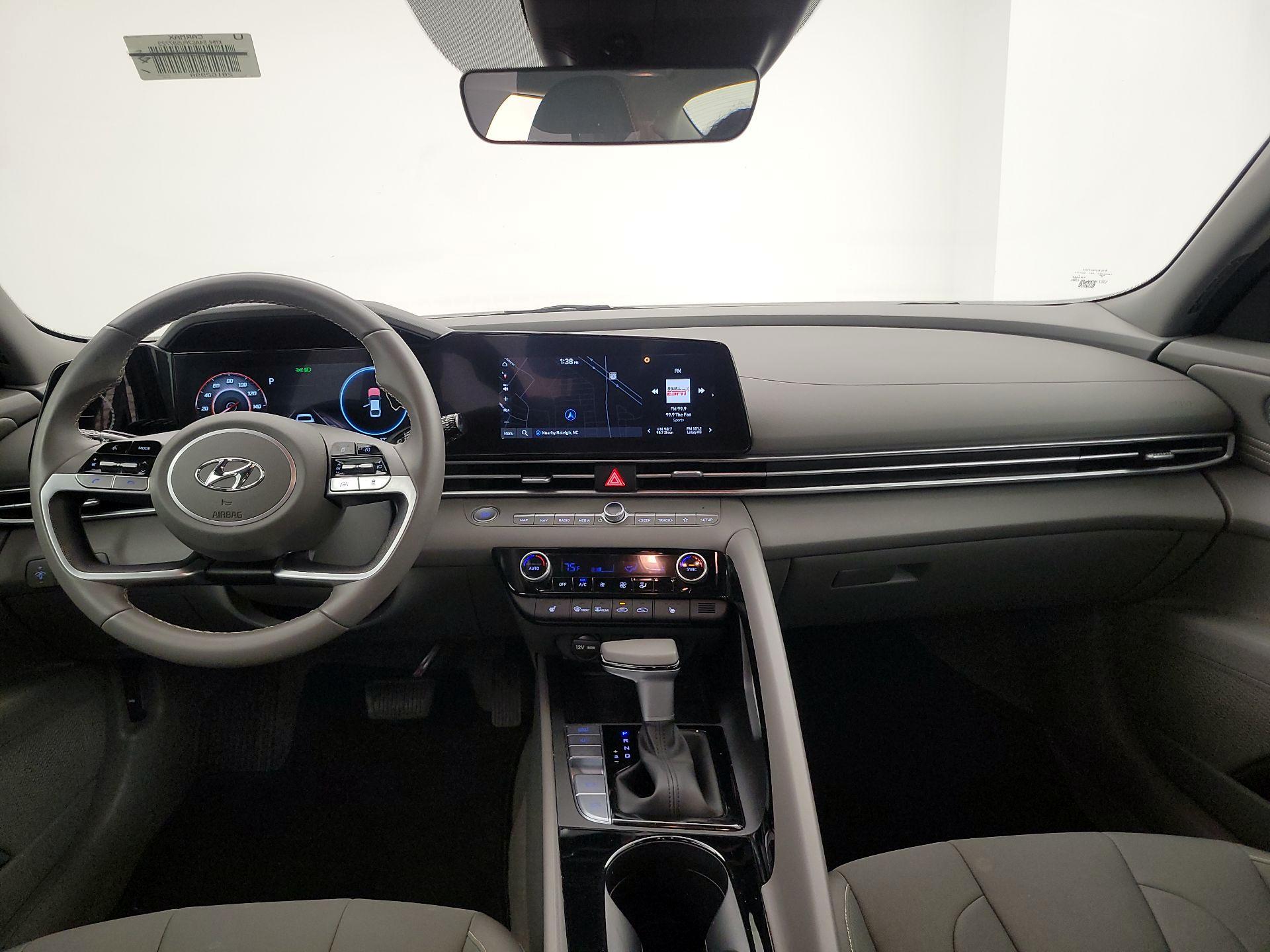 Thumbnail: 2023 Hyundai Elantra - 9