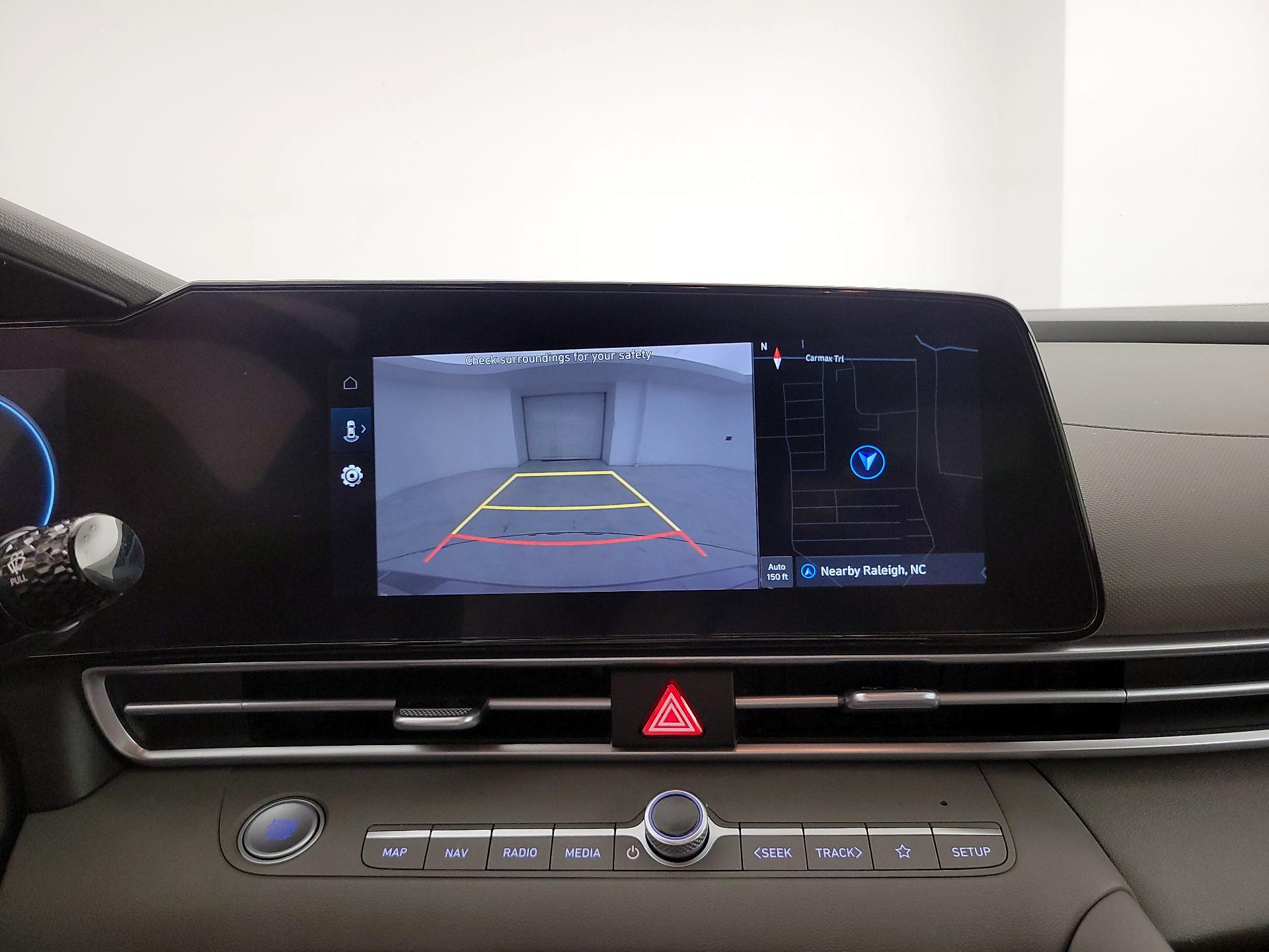 Thumbnail: 2023 Hyundai Elantra - 15